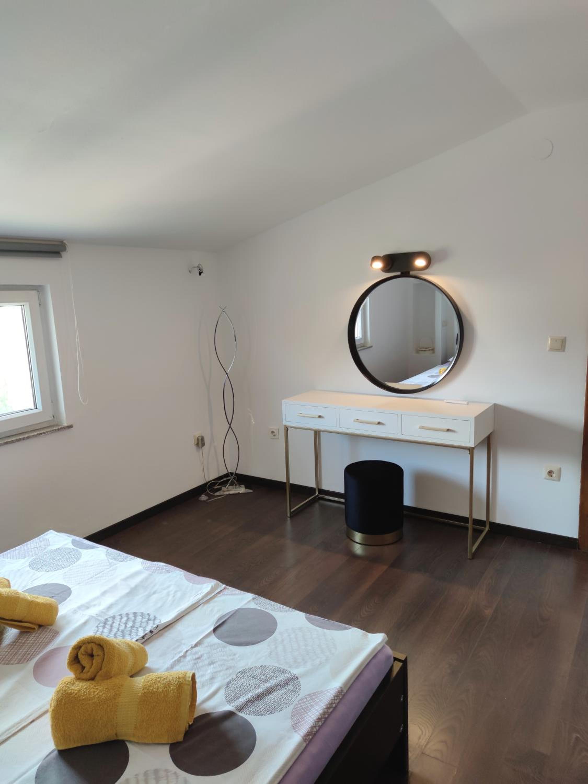 Two-Bedroom Apartment - Photo 26