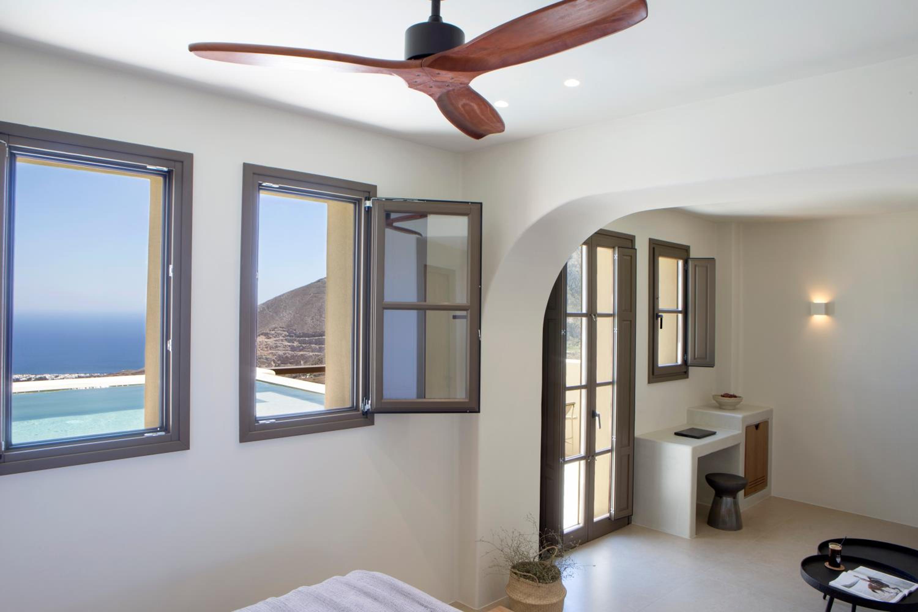 Junior Suite with Heated Plunge Pool and Sea View - Photo 20