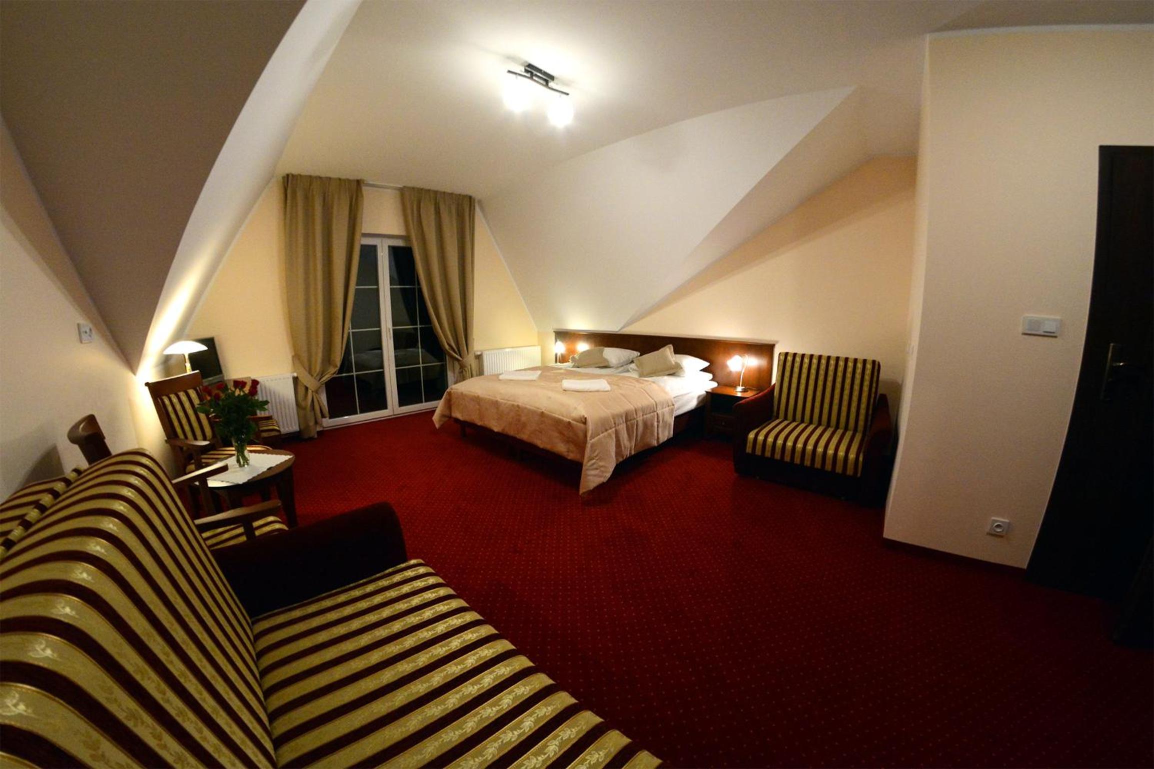 Quintuple Room (5 Adults) - Photo 4