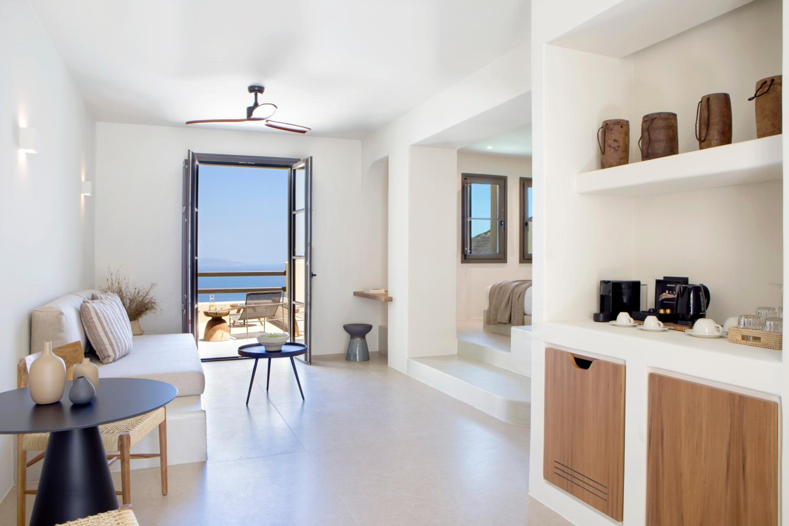 Superior Suite with Heated Plunge Pool and Sea View - Photo 16