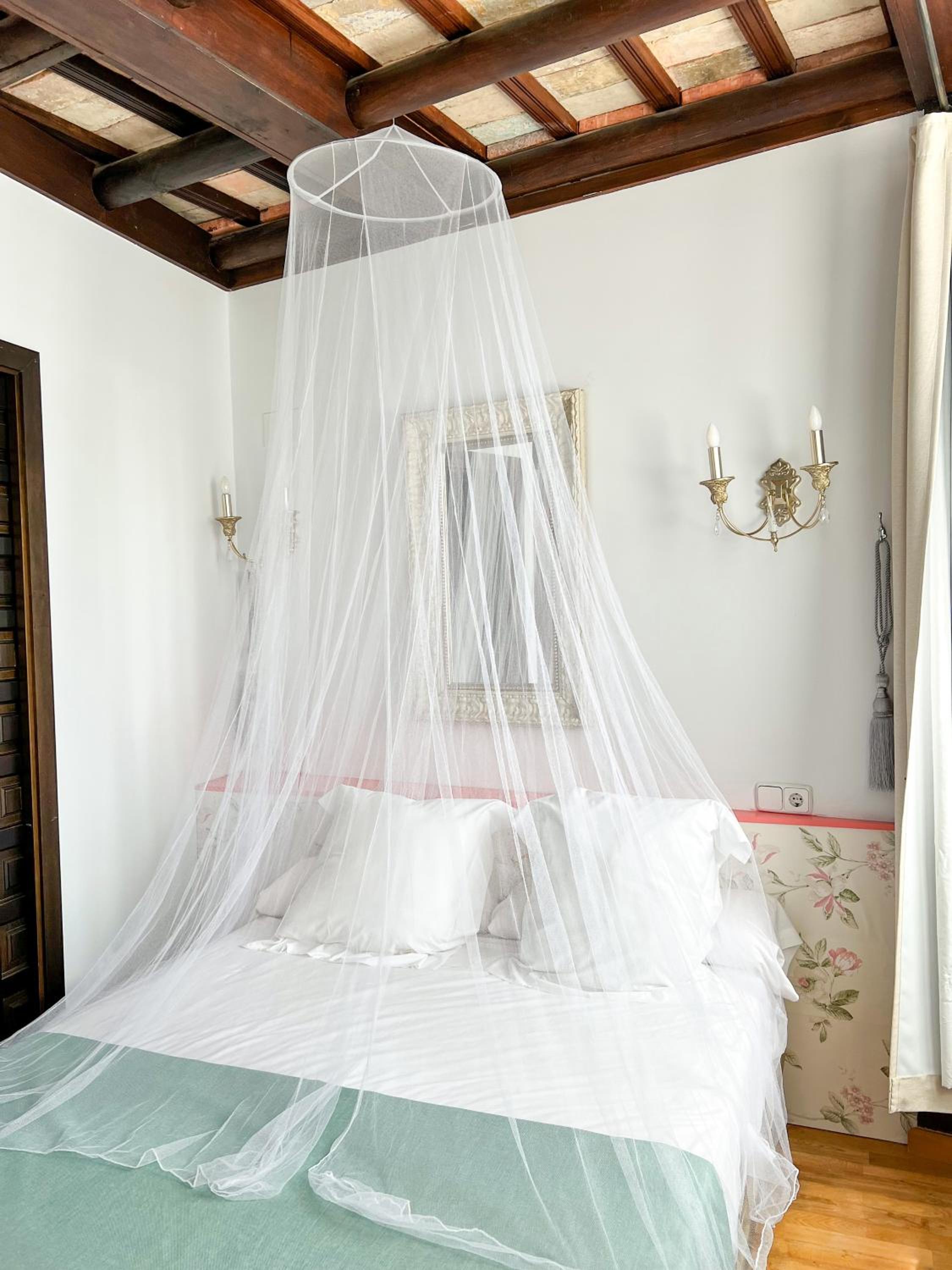 Double Room with Private Bathroom - Photo 23