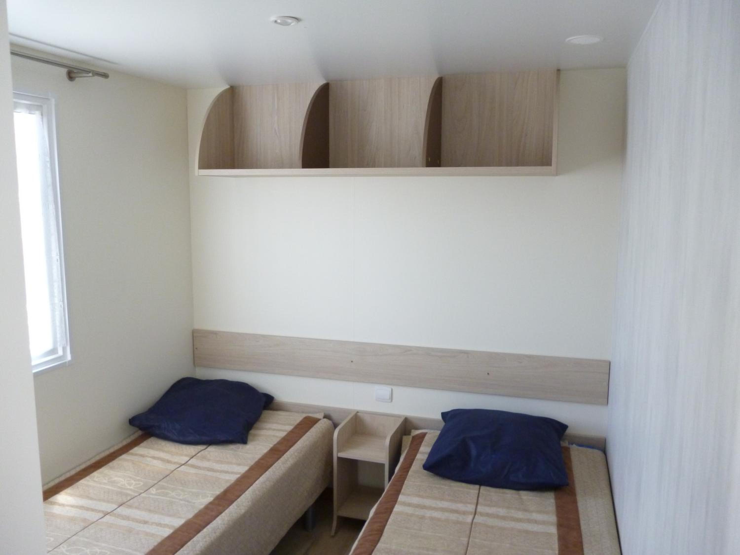 Bungalow (6 Adults) - Photo 2