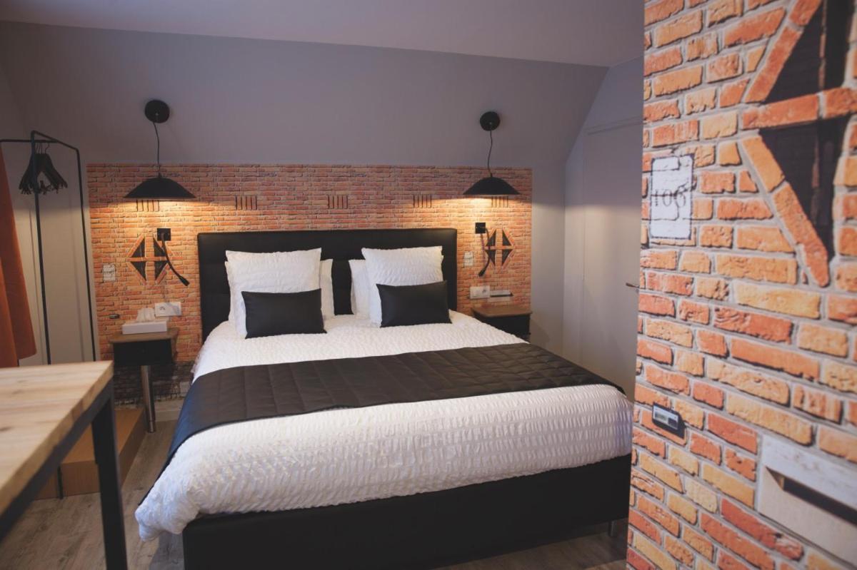 Standard Double Room photo 3