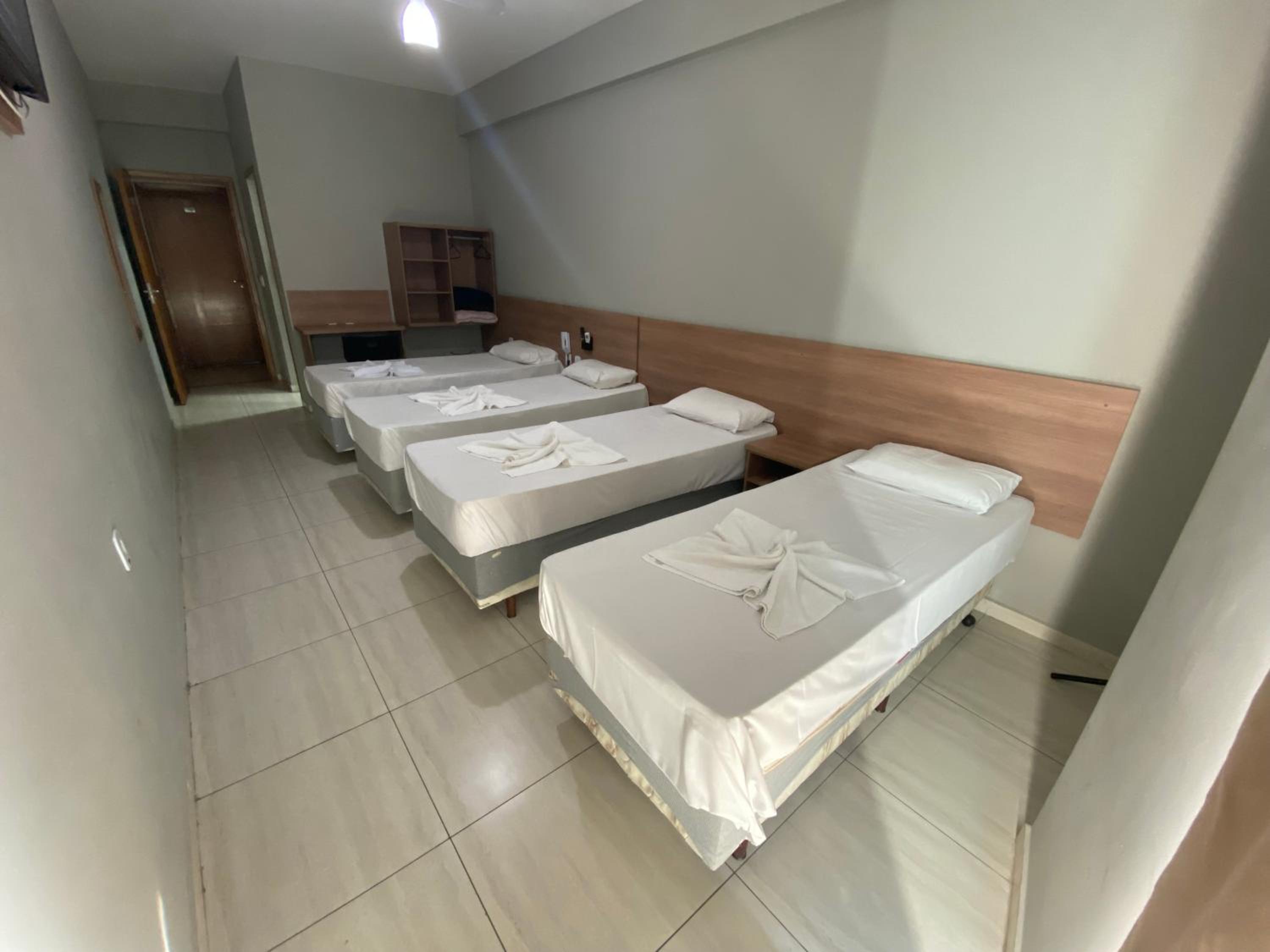 Quadruple Room - Photo 1