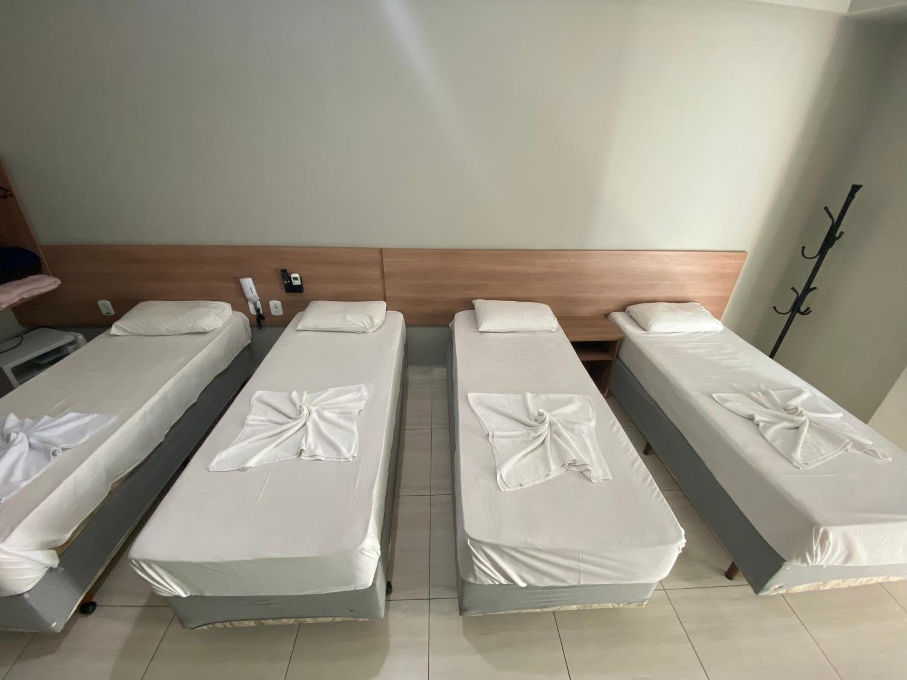 Quadruple Room - Photo 3
