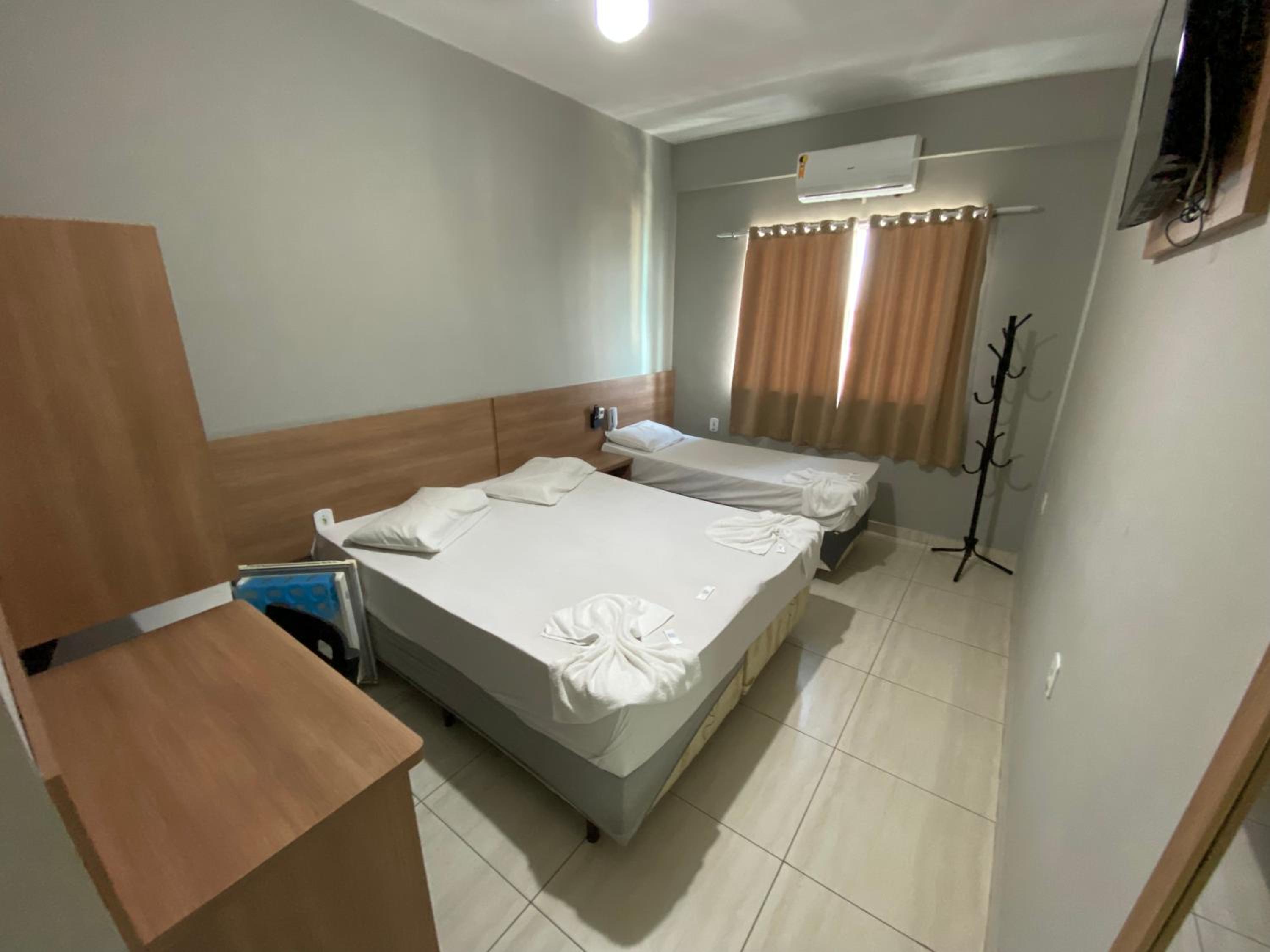 Standard Triple Room - Photo 1