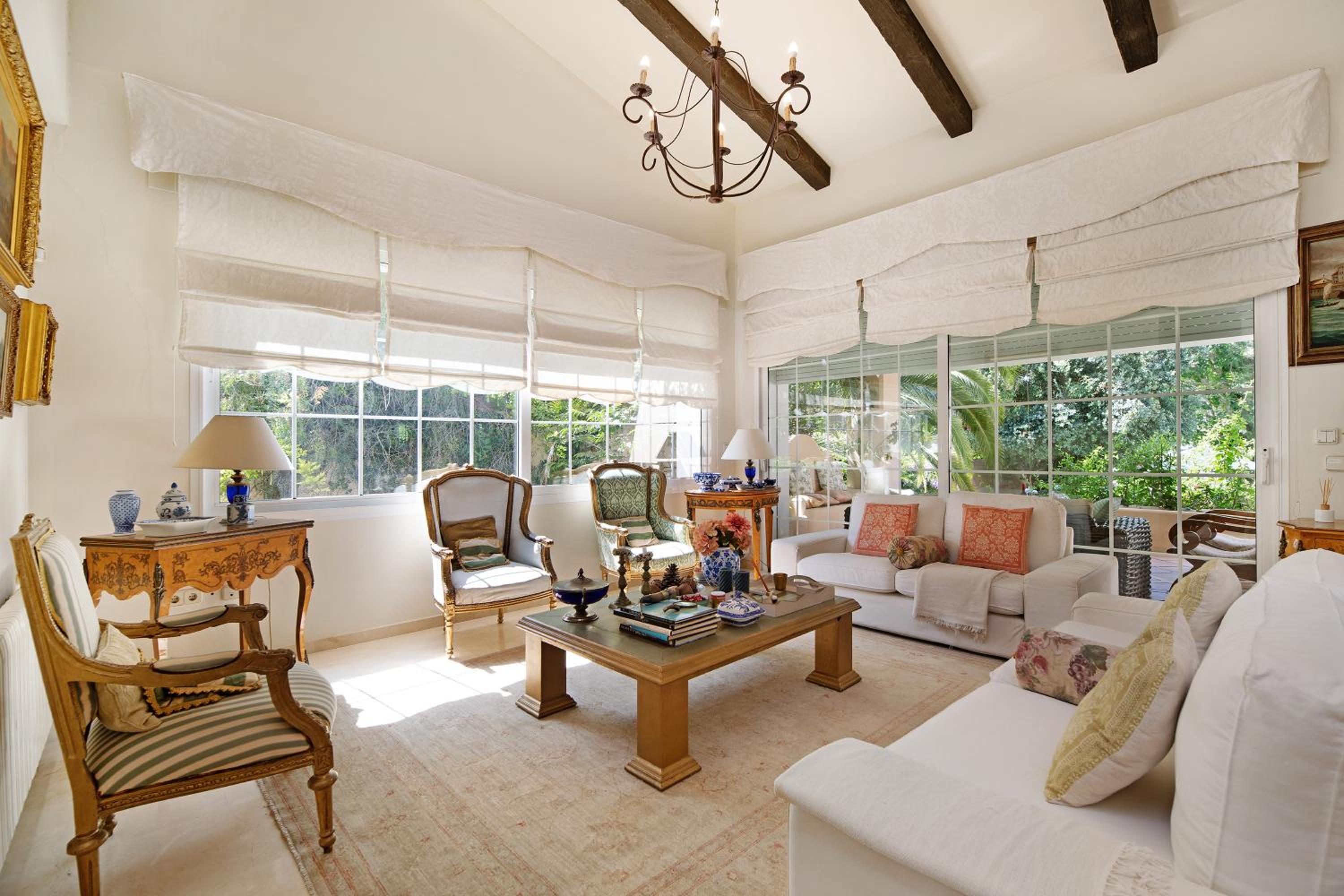 Villa con vistas al jardín