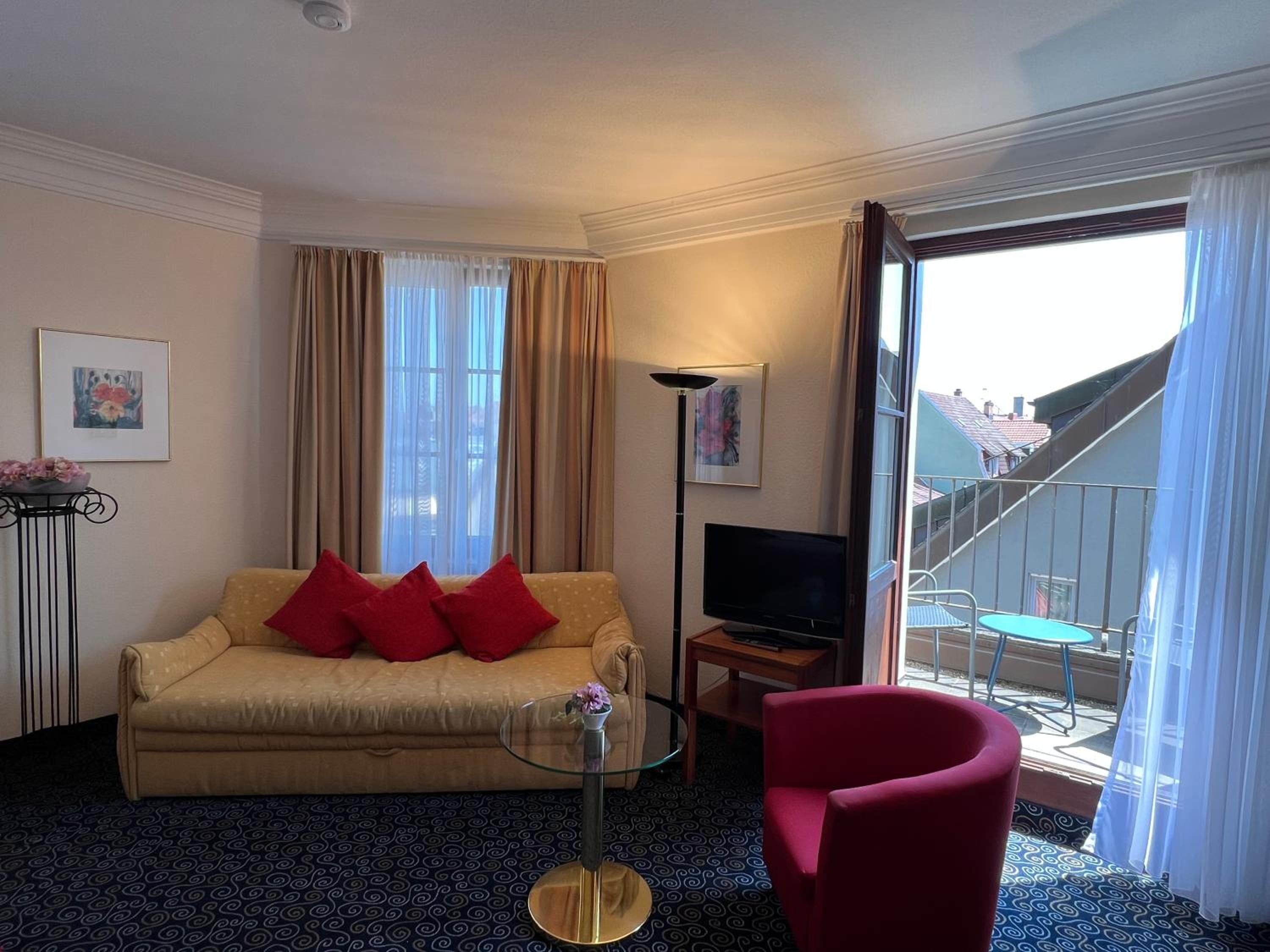 Large Double Room photo 2