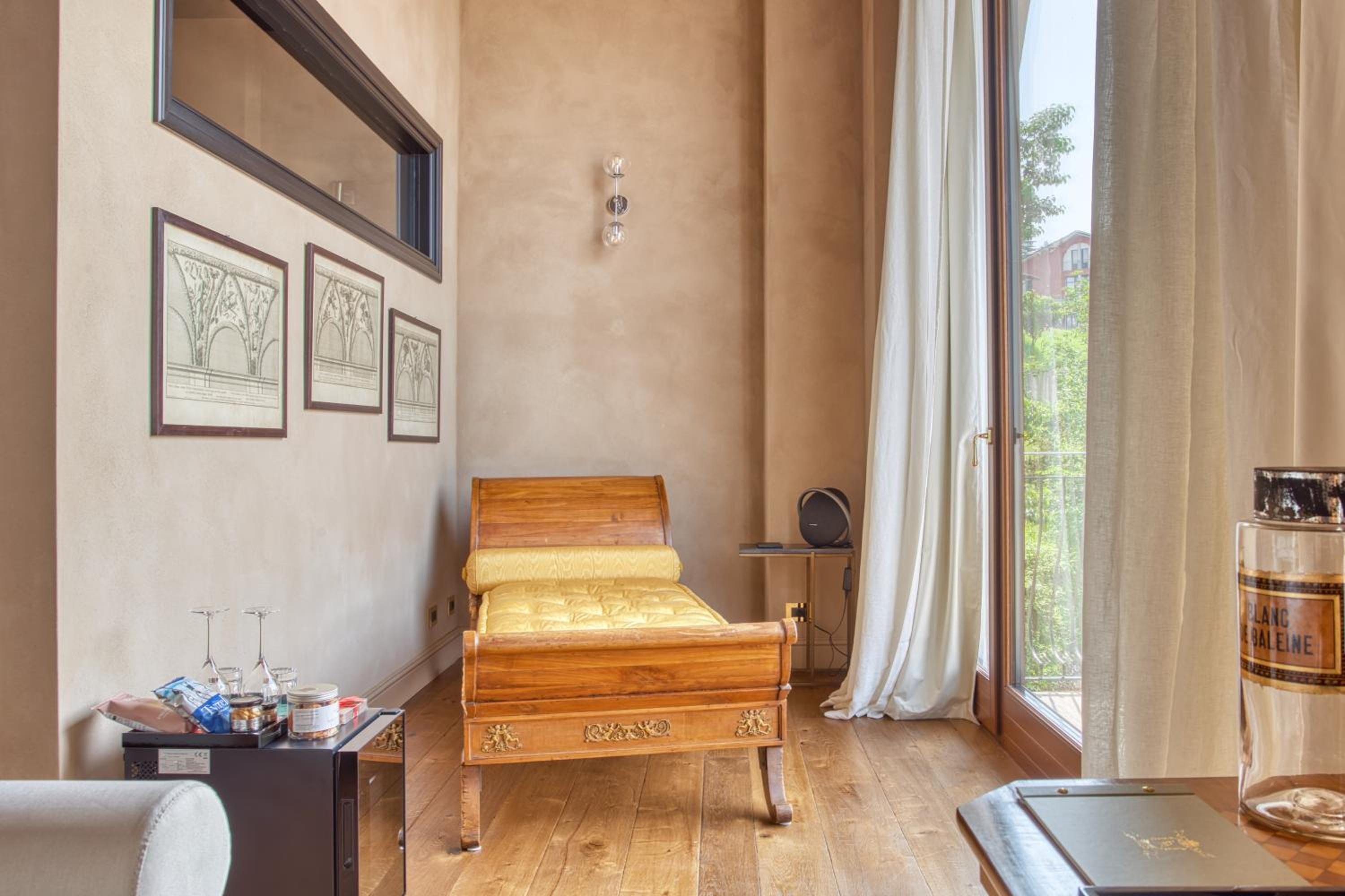Junior Suite with Balcony
