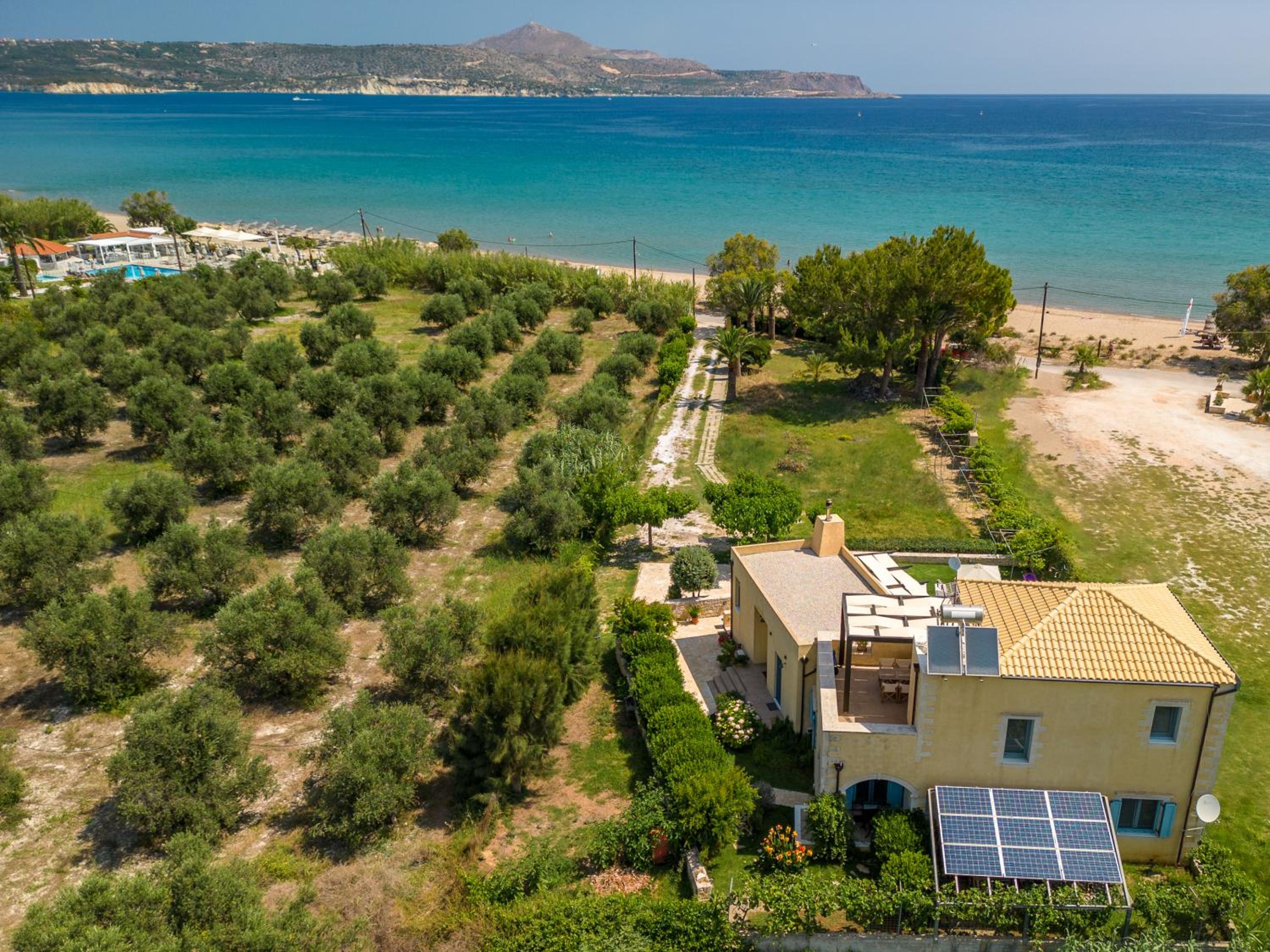 Villa - Beach Front