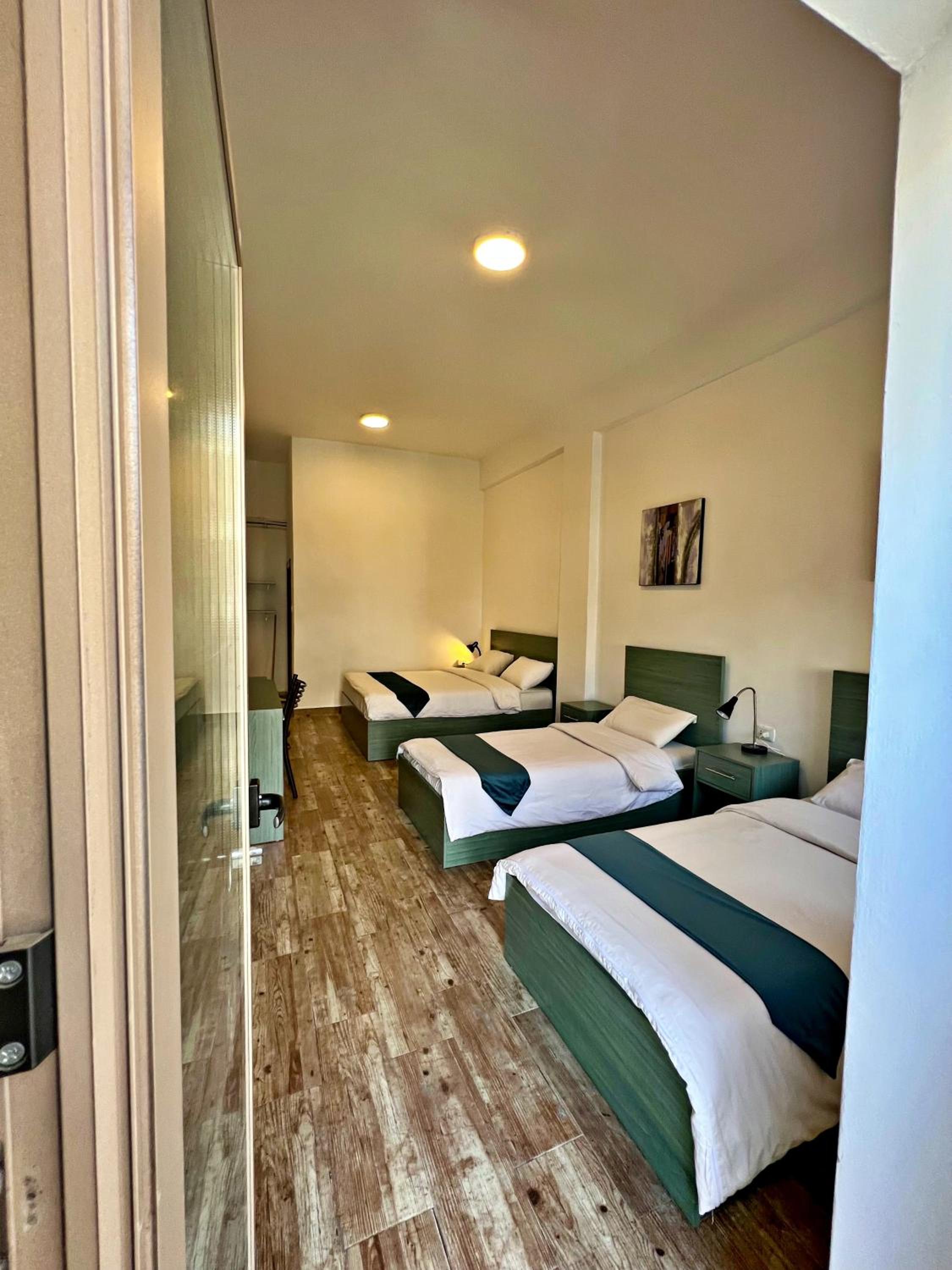 Comfort Quadruple Room - Photo 6