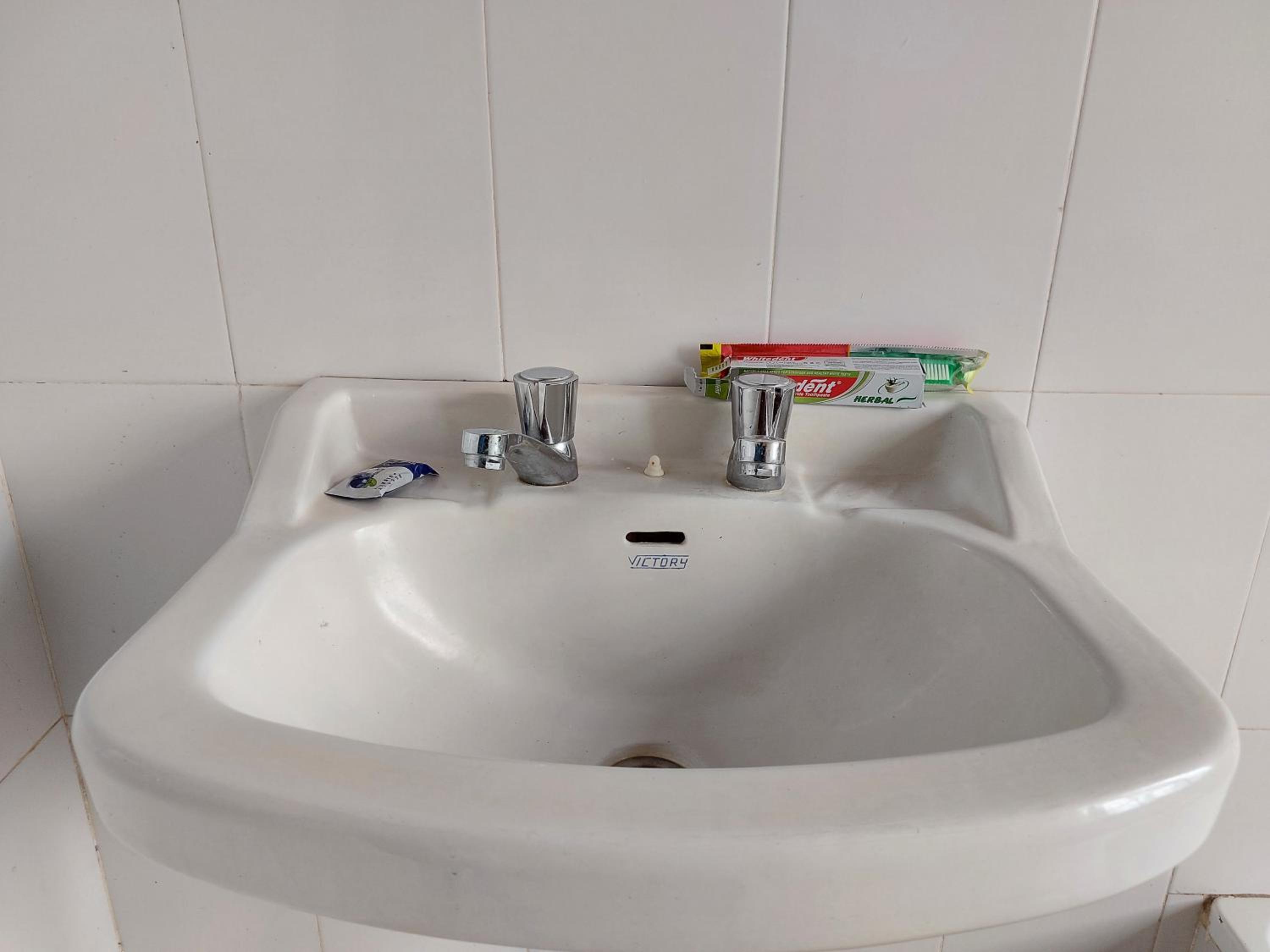 Triple Room with Private Bathroom photo 3