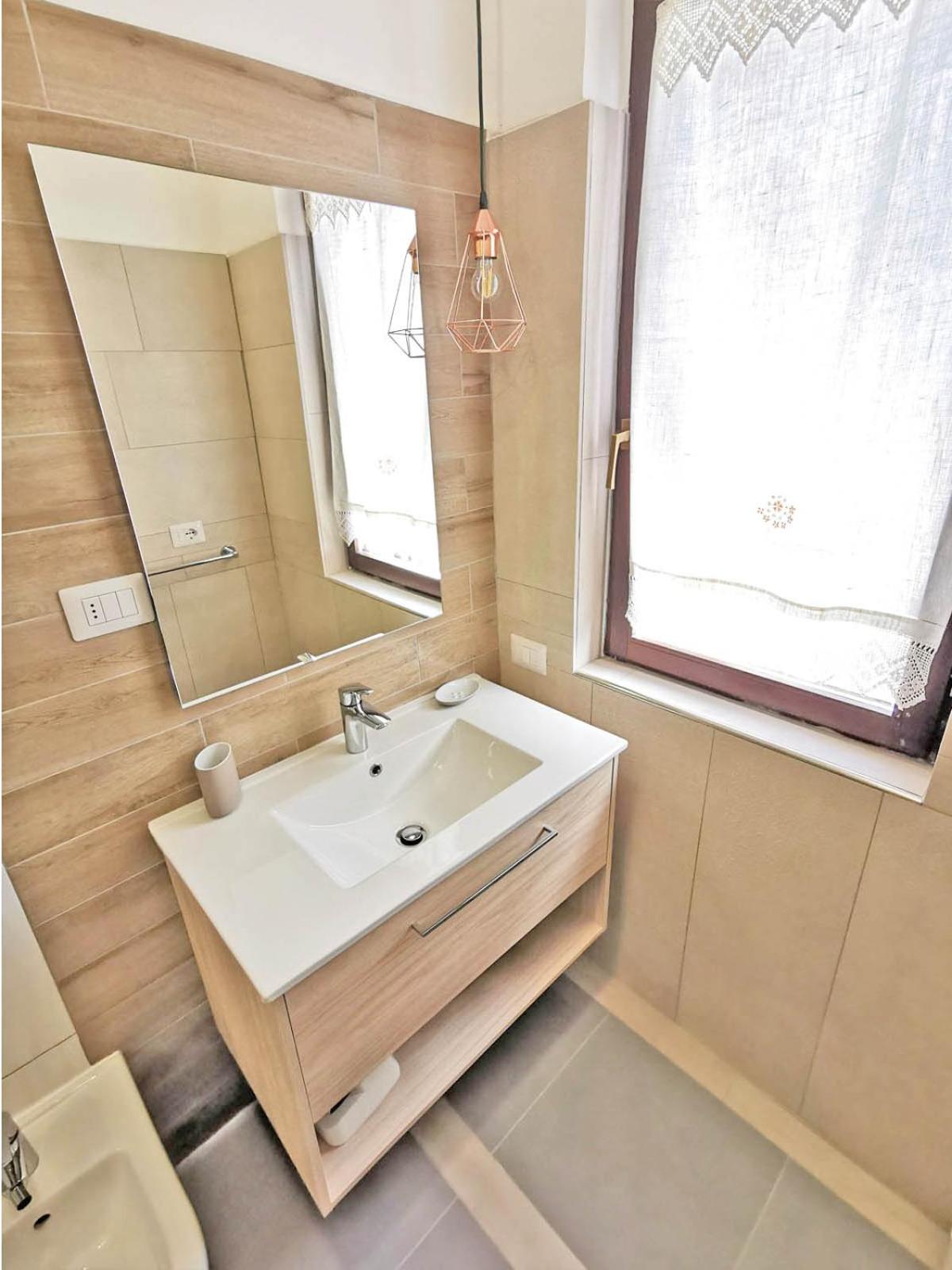 Superior Quadruple Room - Photo 10