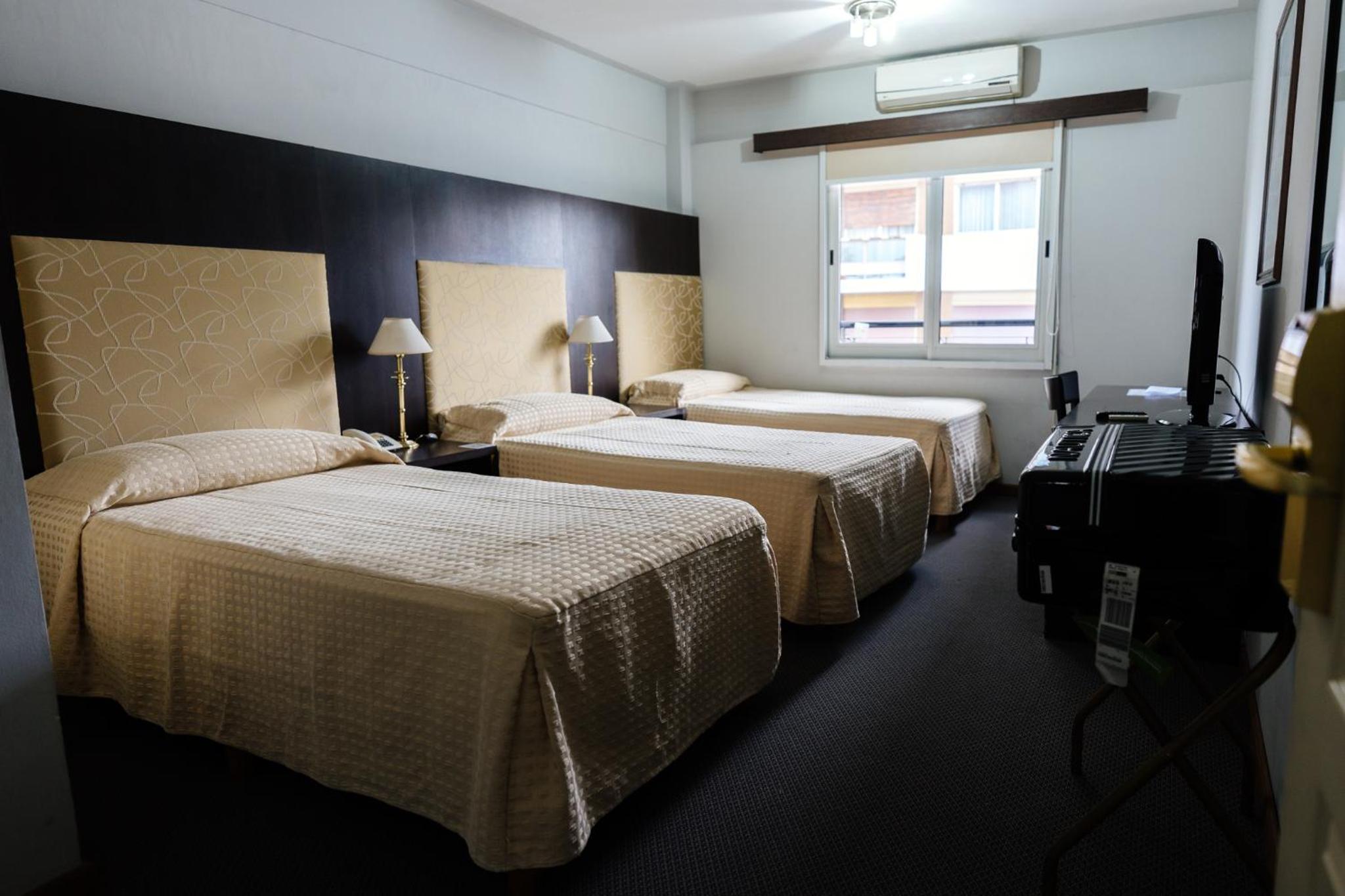 Standard Triple Room photo 3