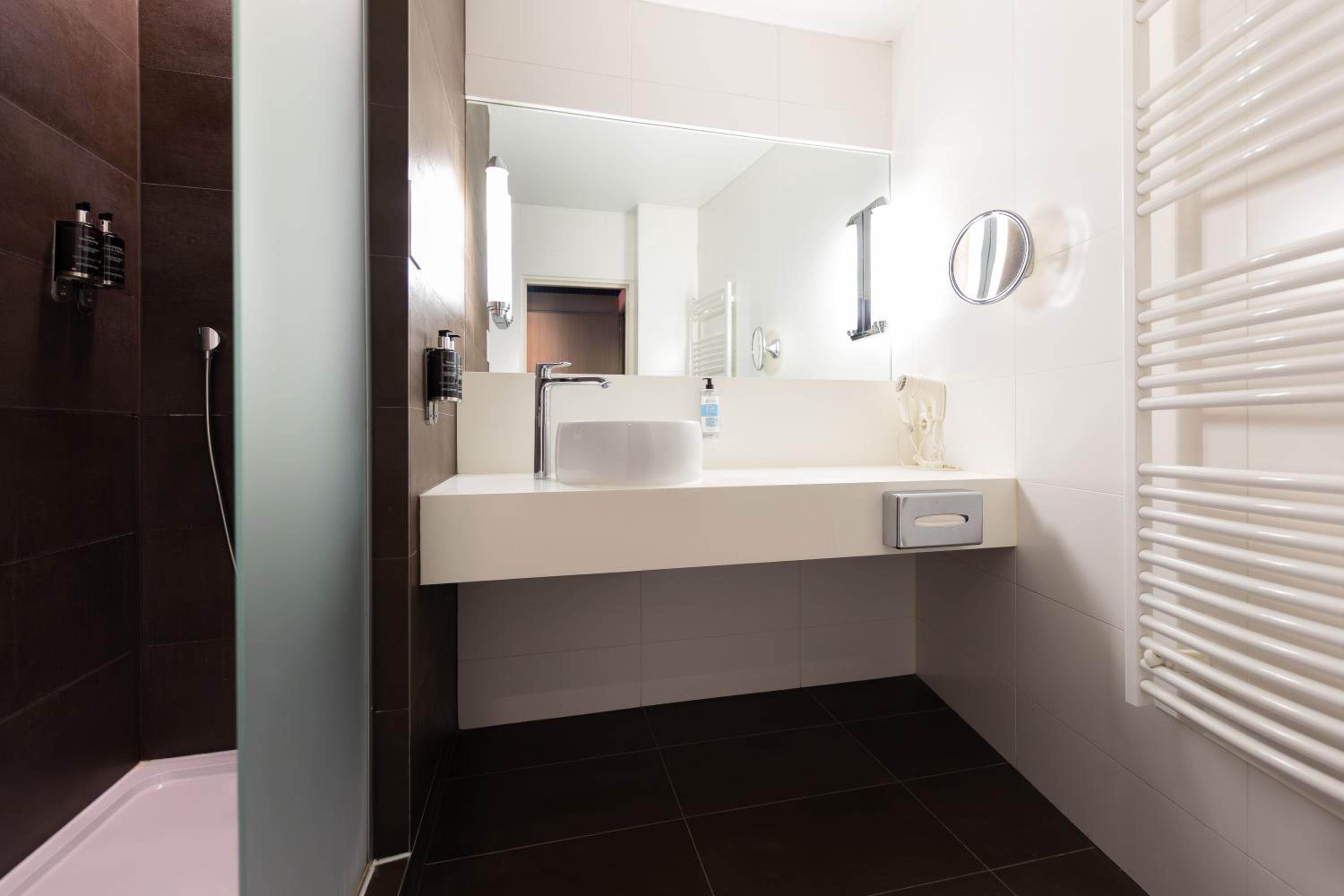 Superior Single / Double Room photo 3
