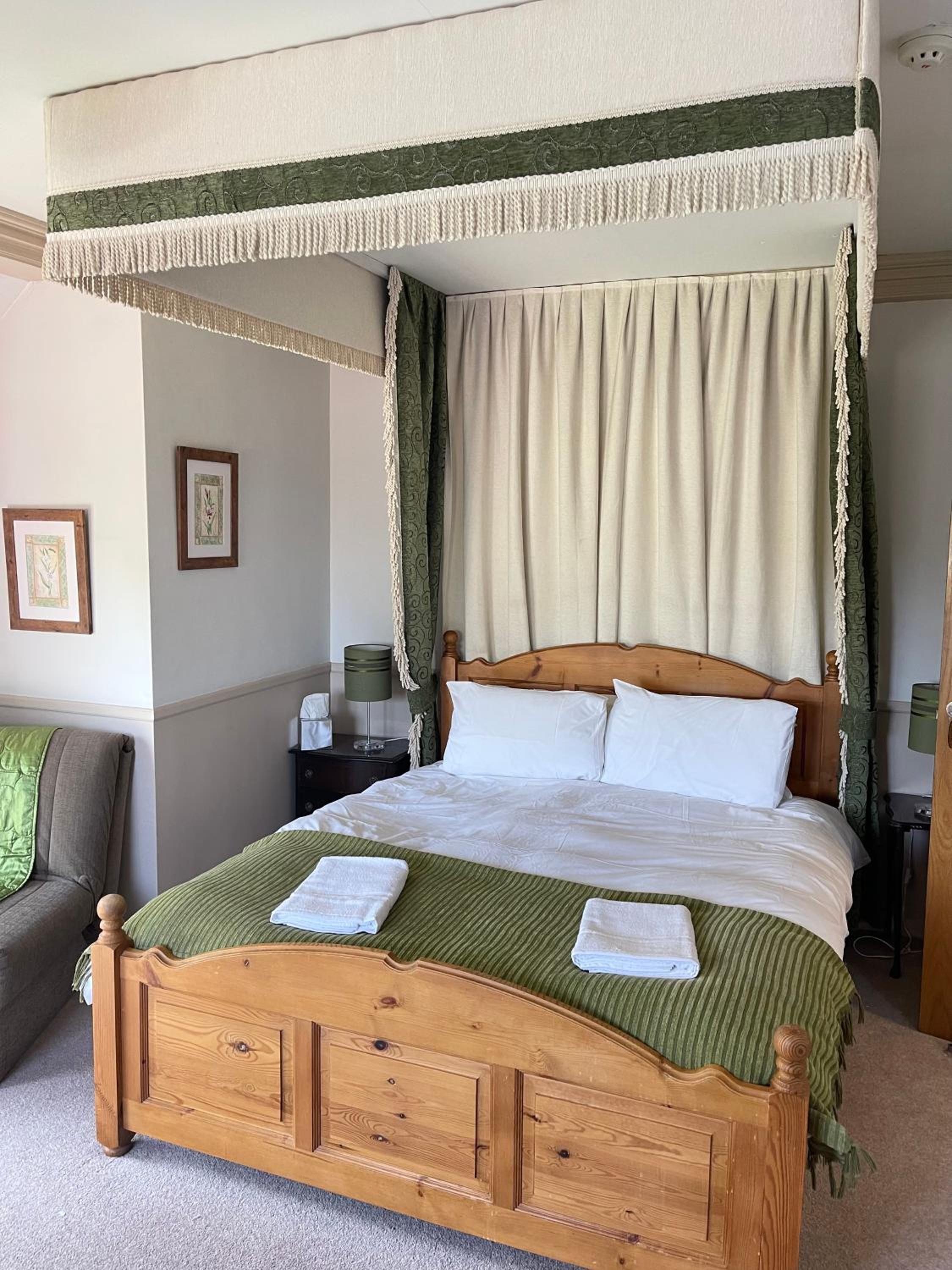 Deluxe Double Room with Balcony photo 1