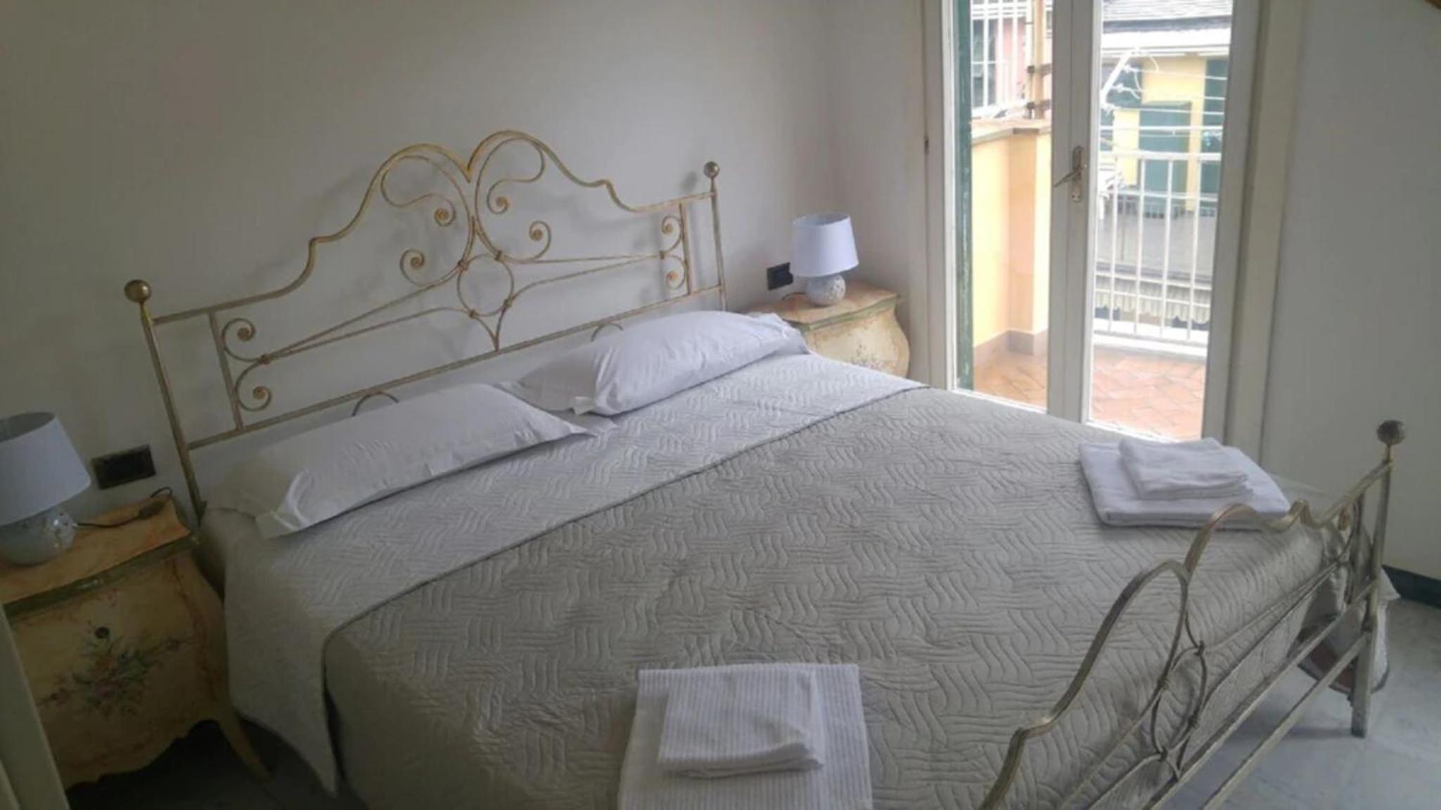 Two-Bedroom Deluxe Apartment with Garden View photo 3