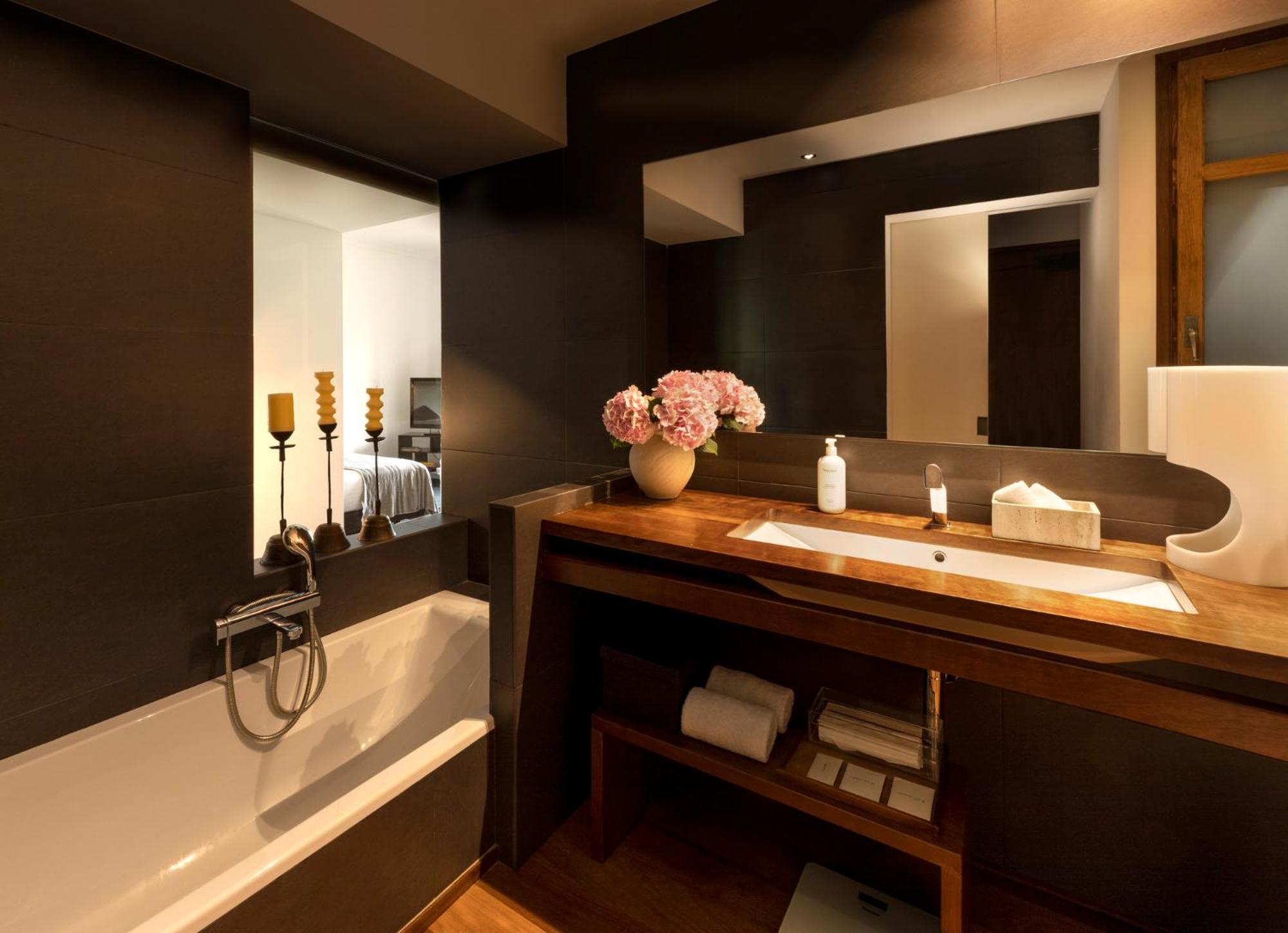 Suite Junior con Terraza Suite Junior con Terraza