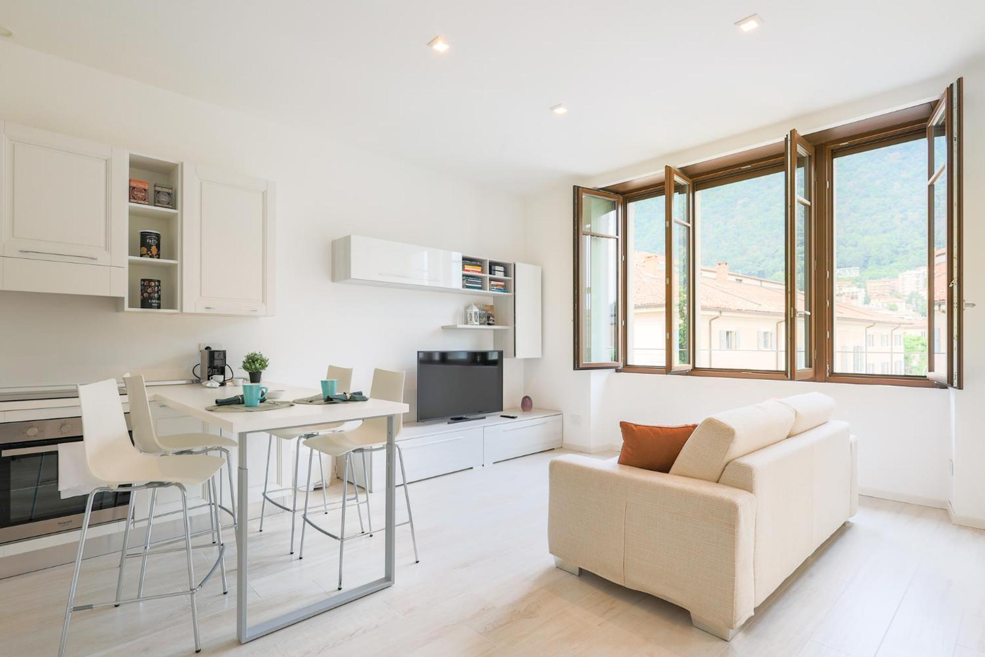 One-Bedroom Apartment