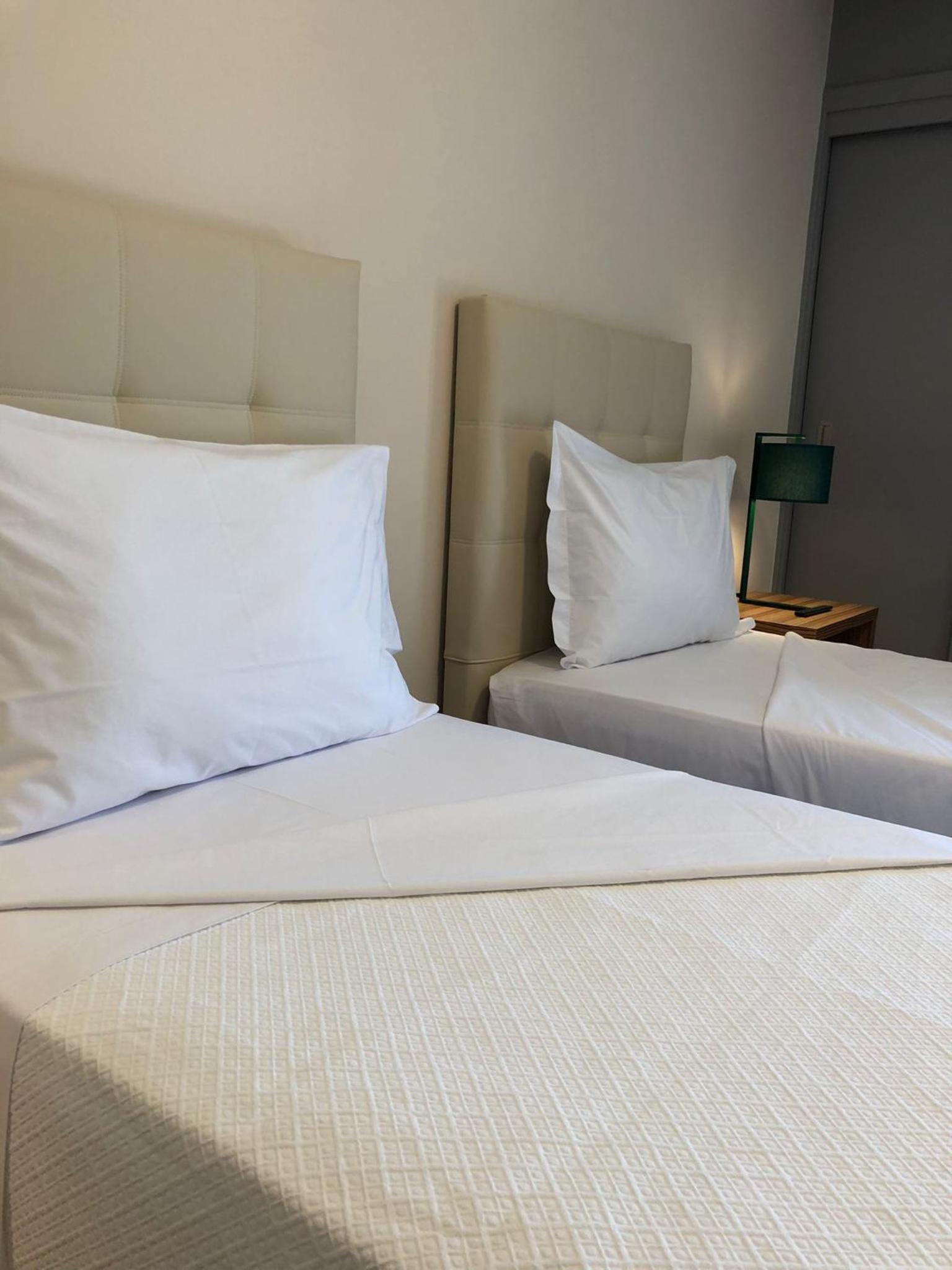Twin Room - Photo 4