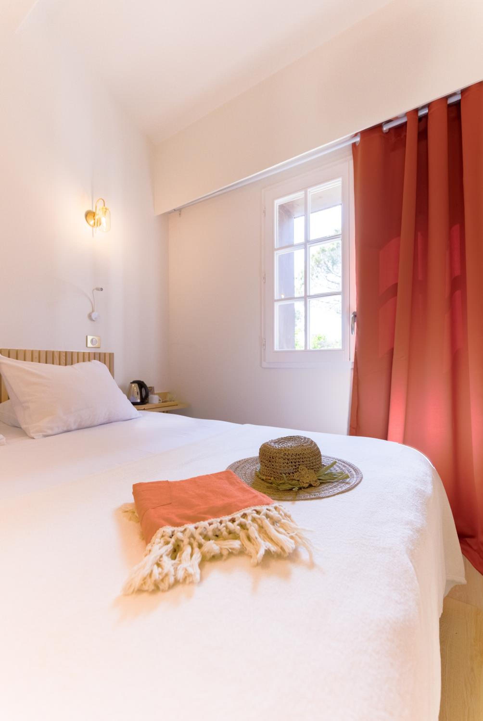 Room in Chalet - Photo 3