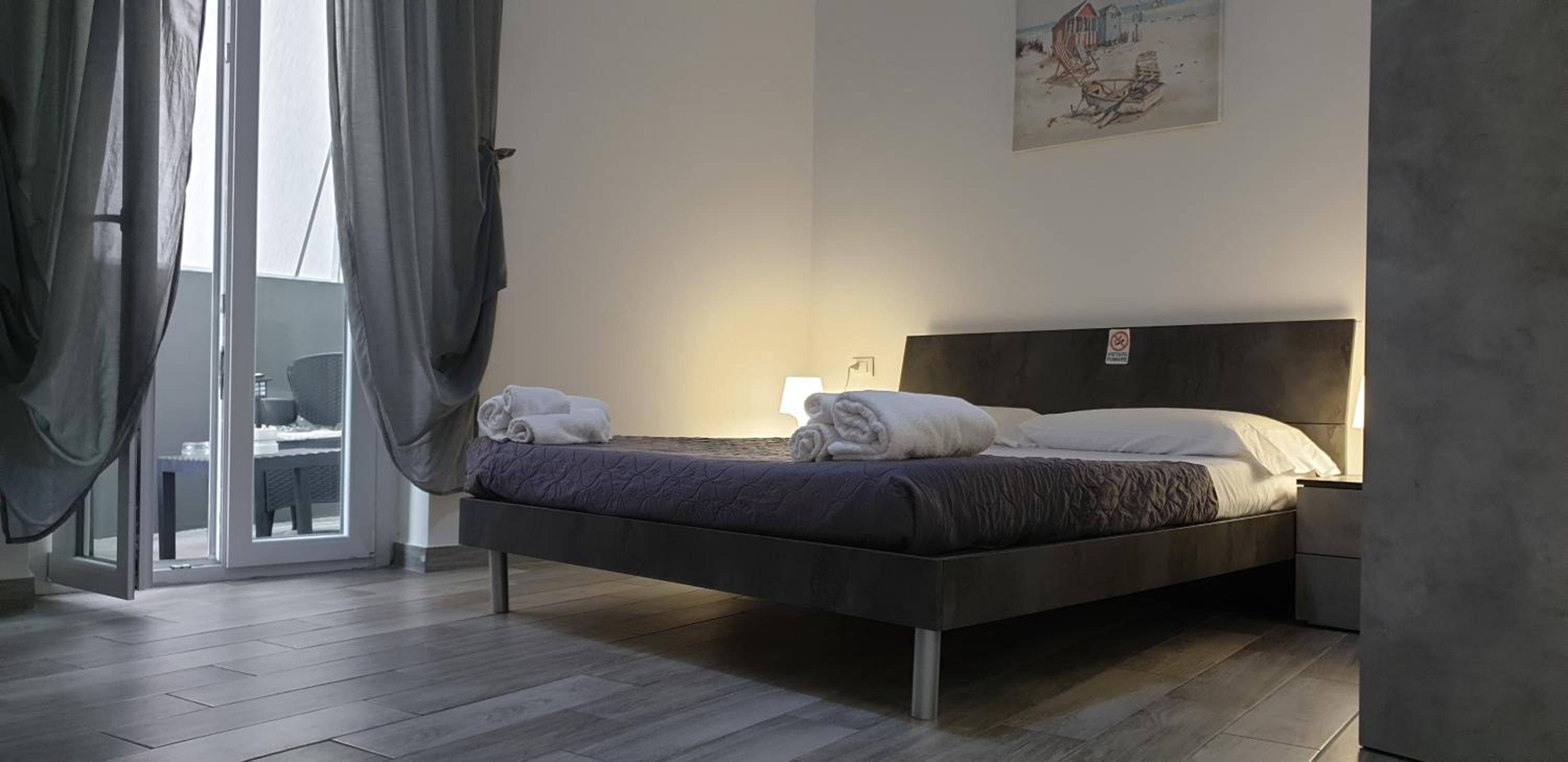 Deluxe Double Room with Balcony photo 1