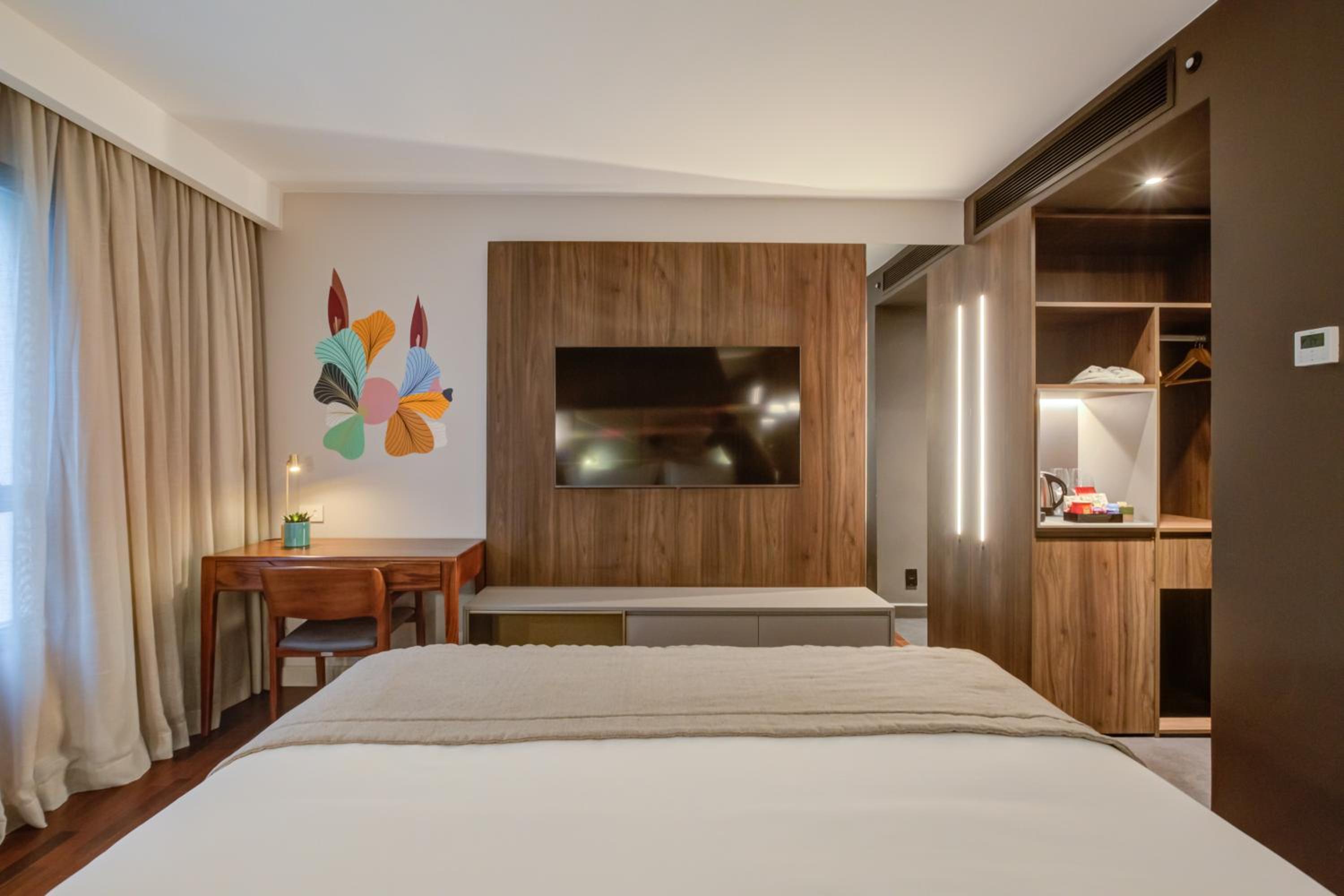 Available room