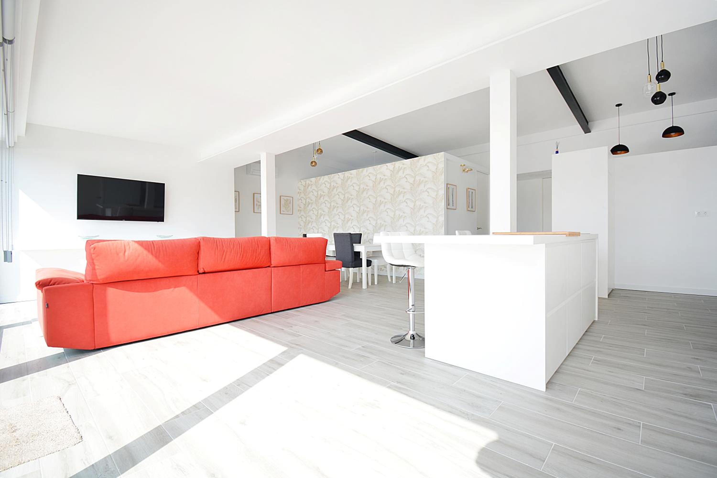 Three-Bedroom House photo 3