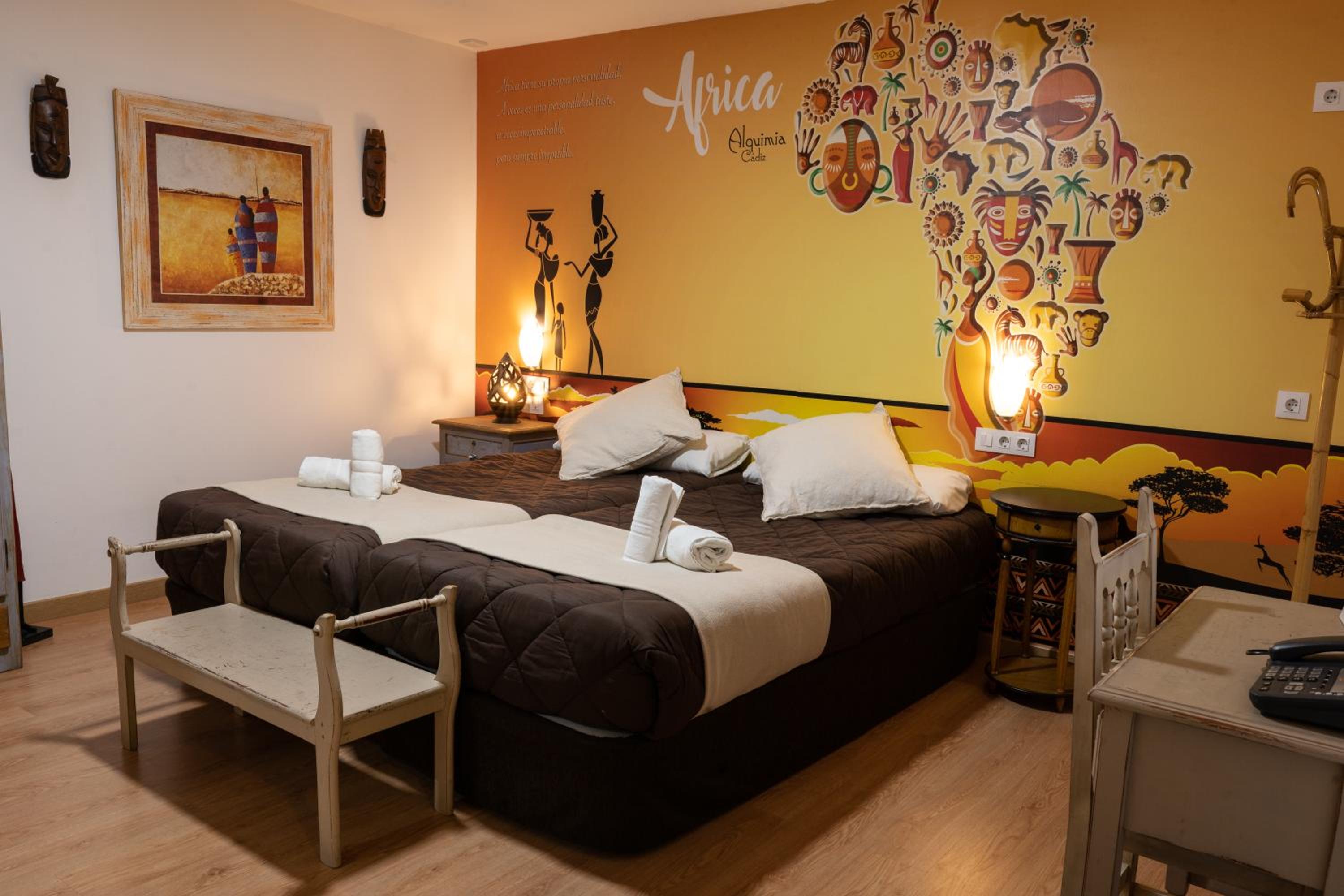Economy Double Room with Private Bathroom - Photo 5