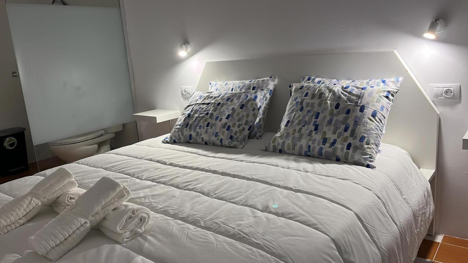 Habitación Doble con Baño Privado