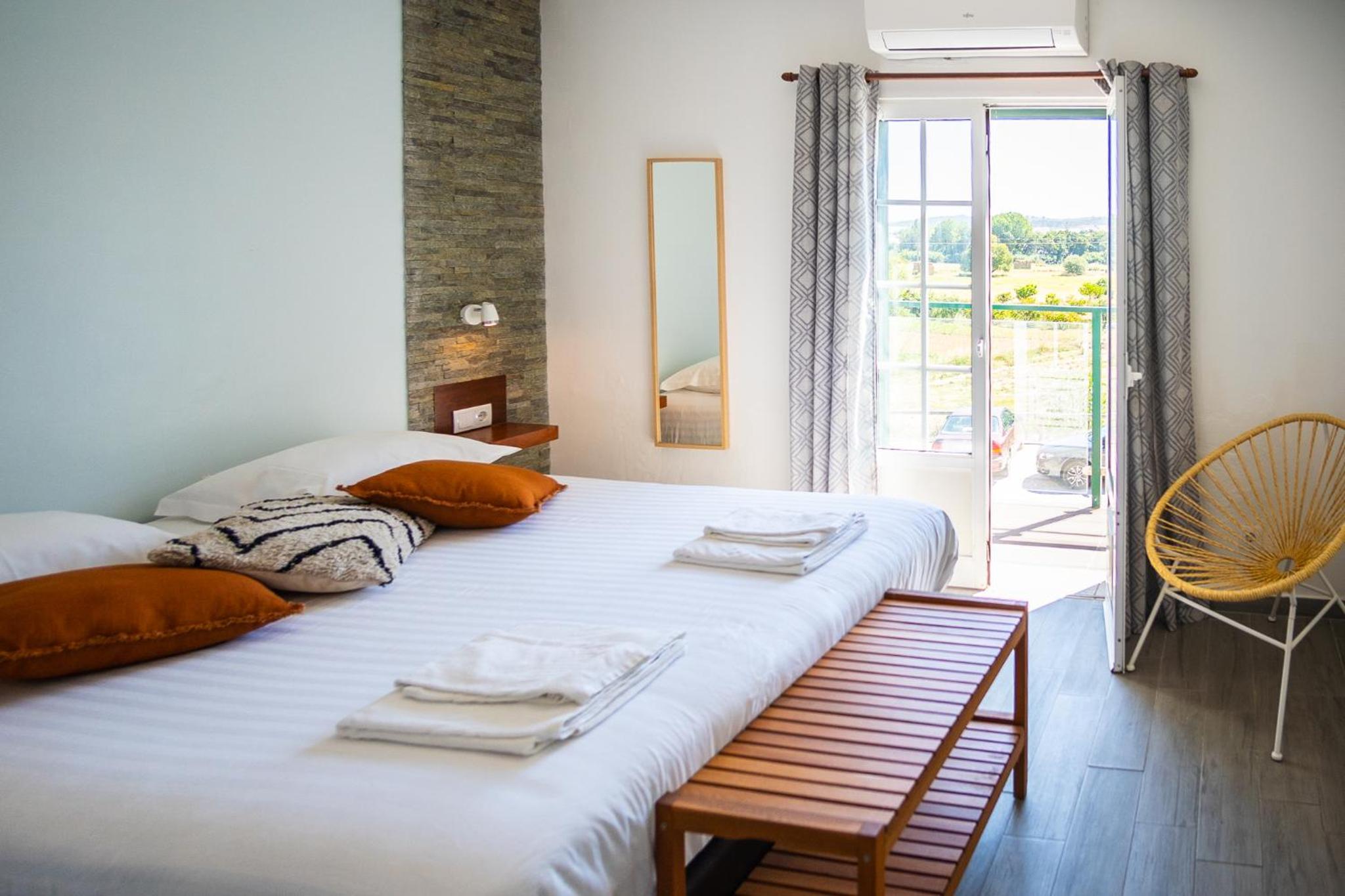 Double Room with Private Bathroom photo 2