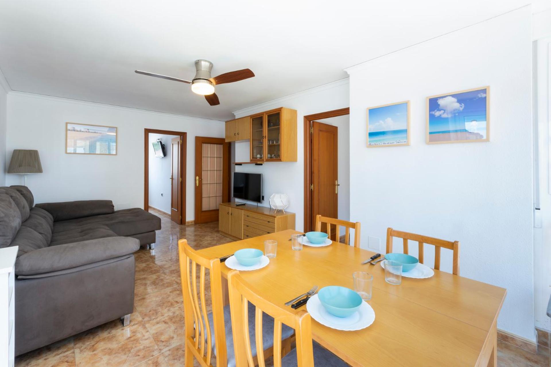Three-Bedroom Apartment photo 2