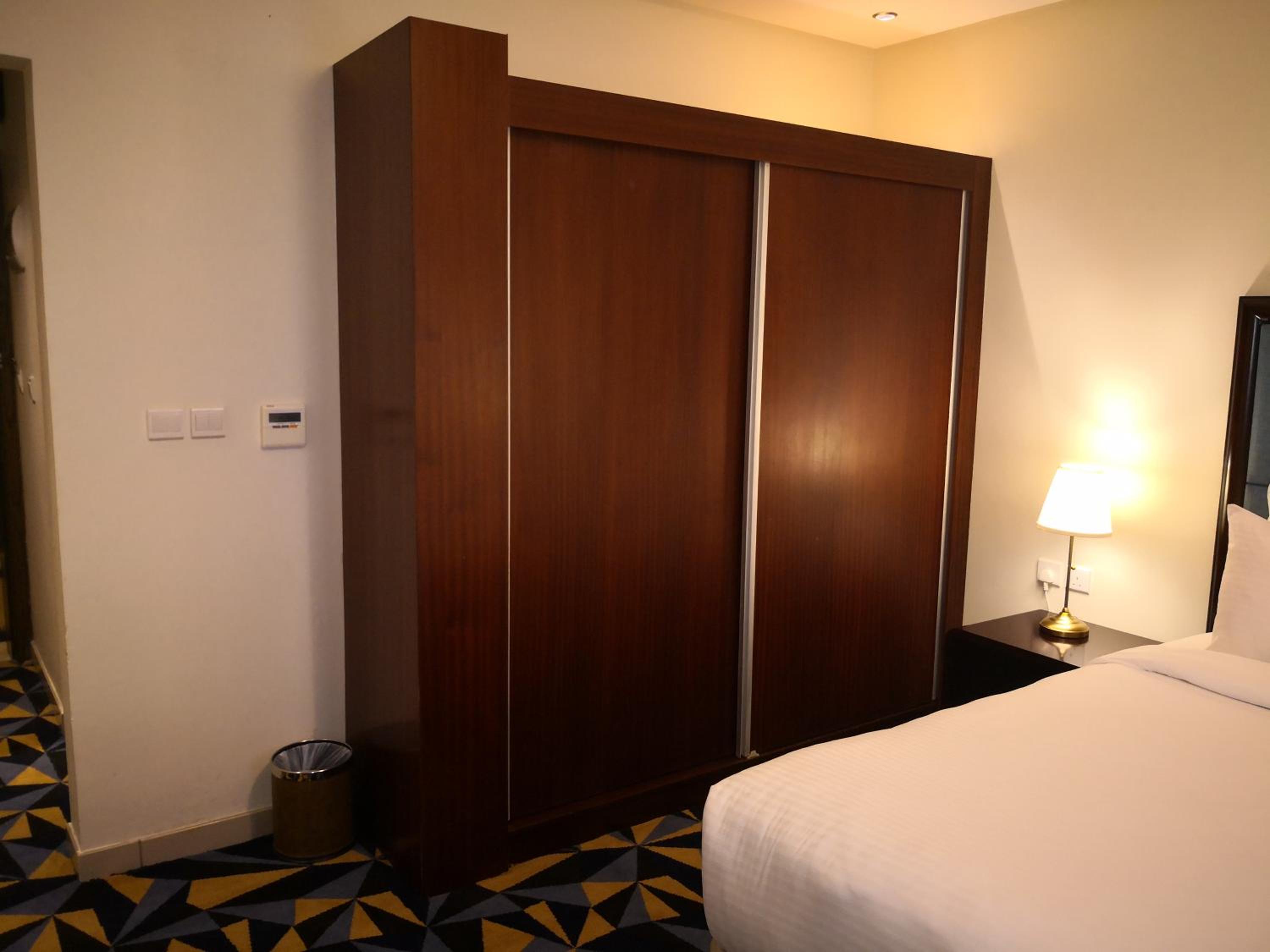 Twin Room - Photo 6
