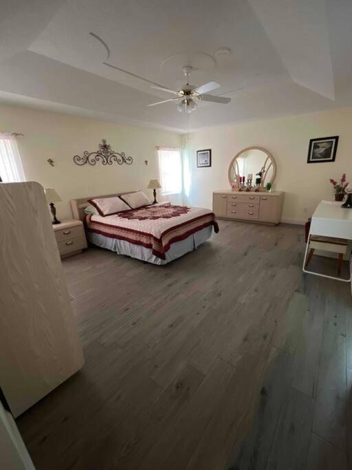 Three-Bedroom House photo 1