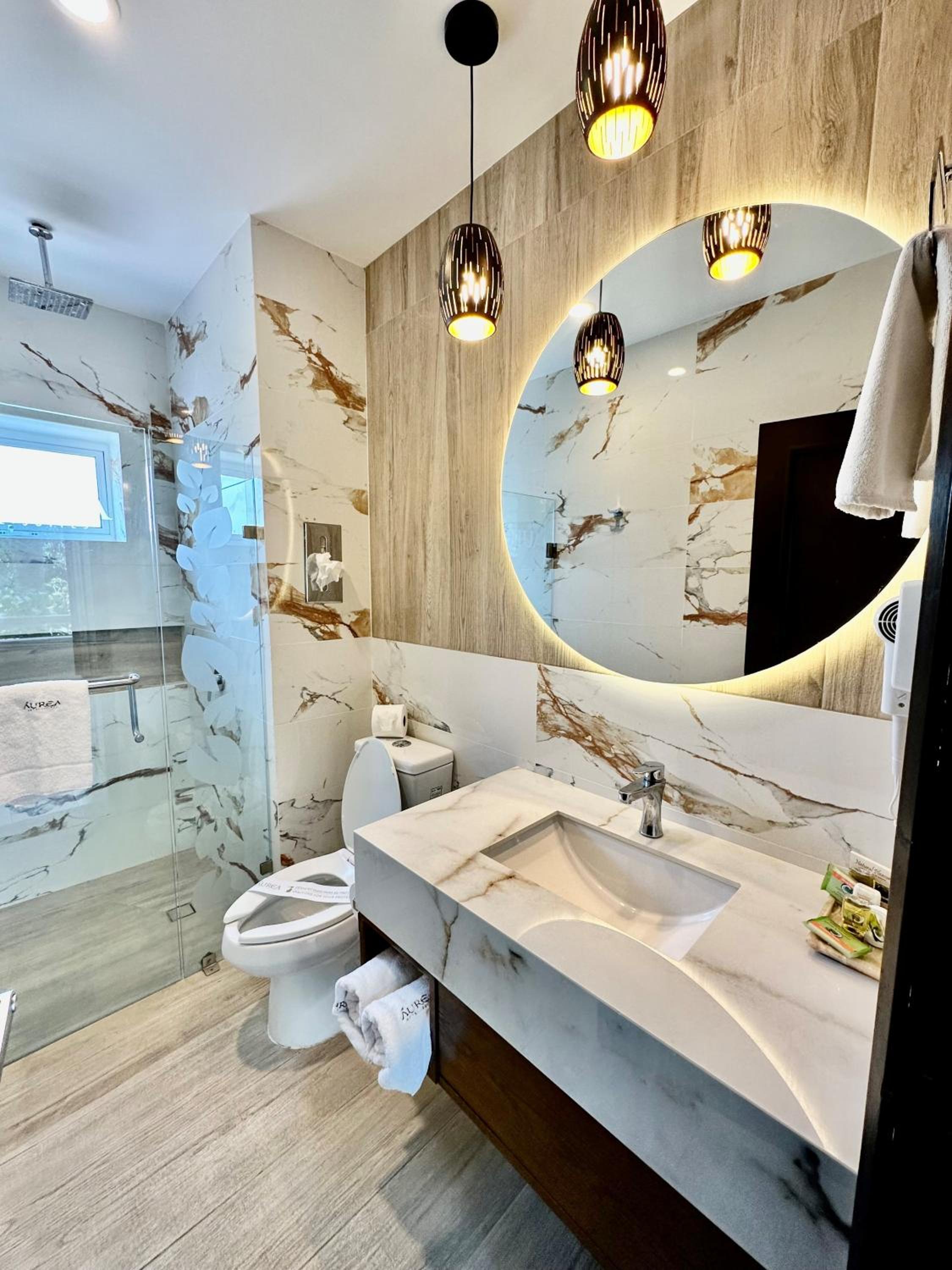 Standard Single Room - Photo 12