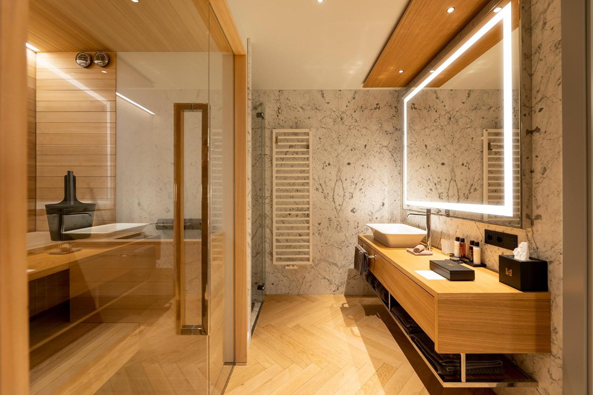 Junior Suite with Sauna - Photo 4
