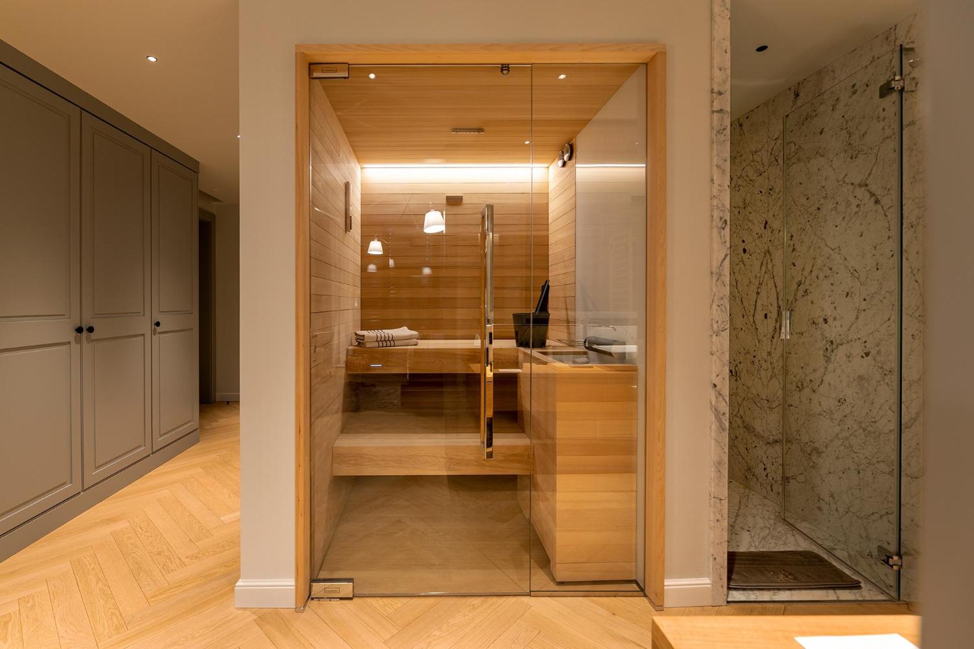 Junior Suite with Sauna - Photo 6