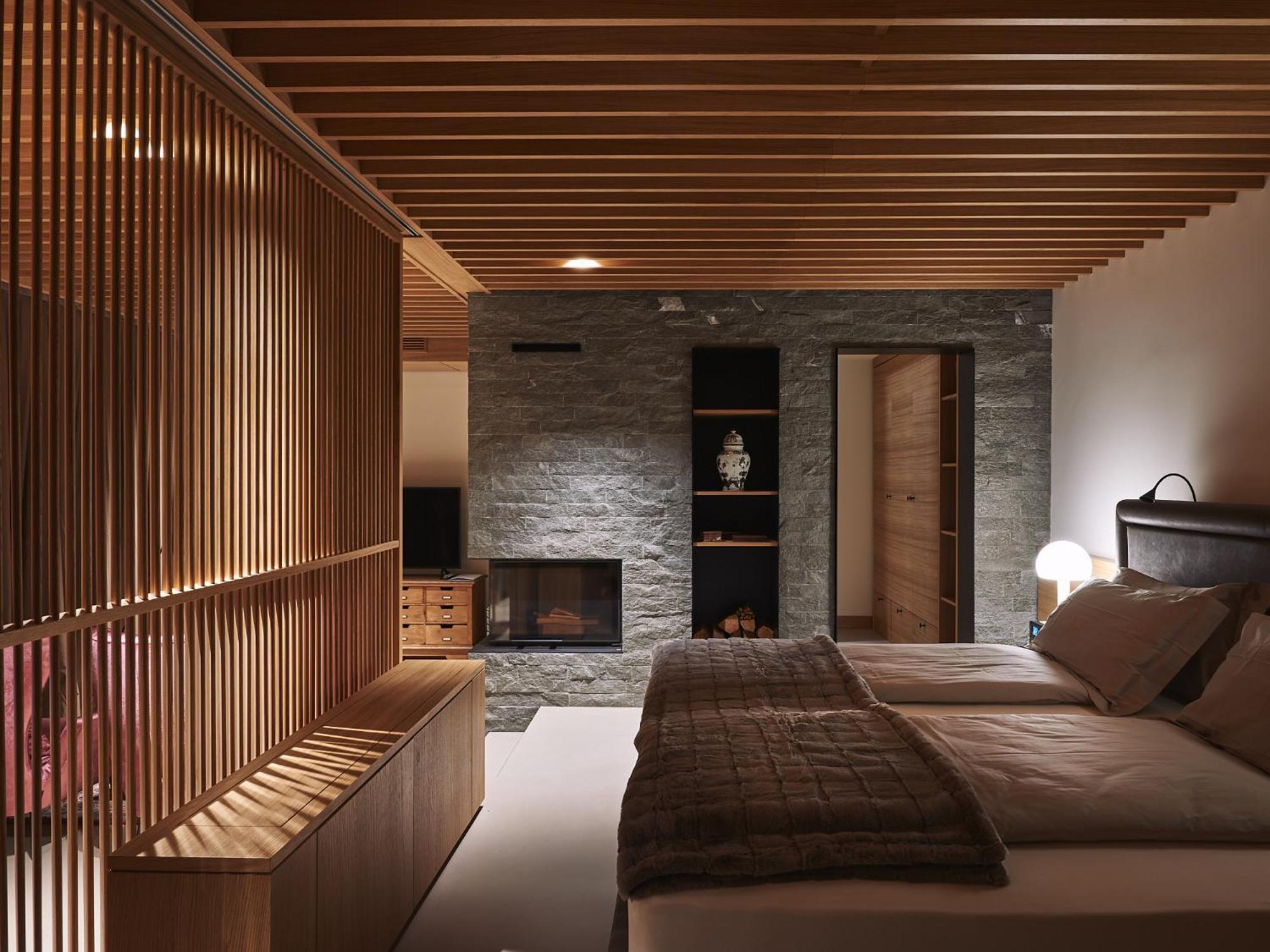 One-Bedroom Chalet - Photo 3