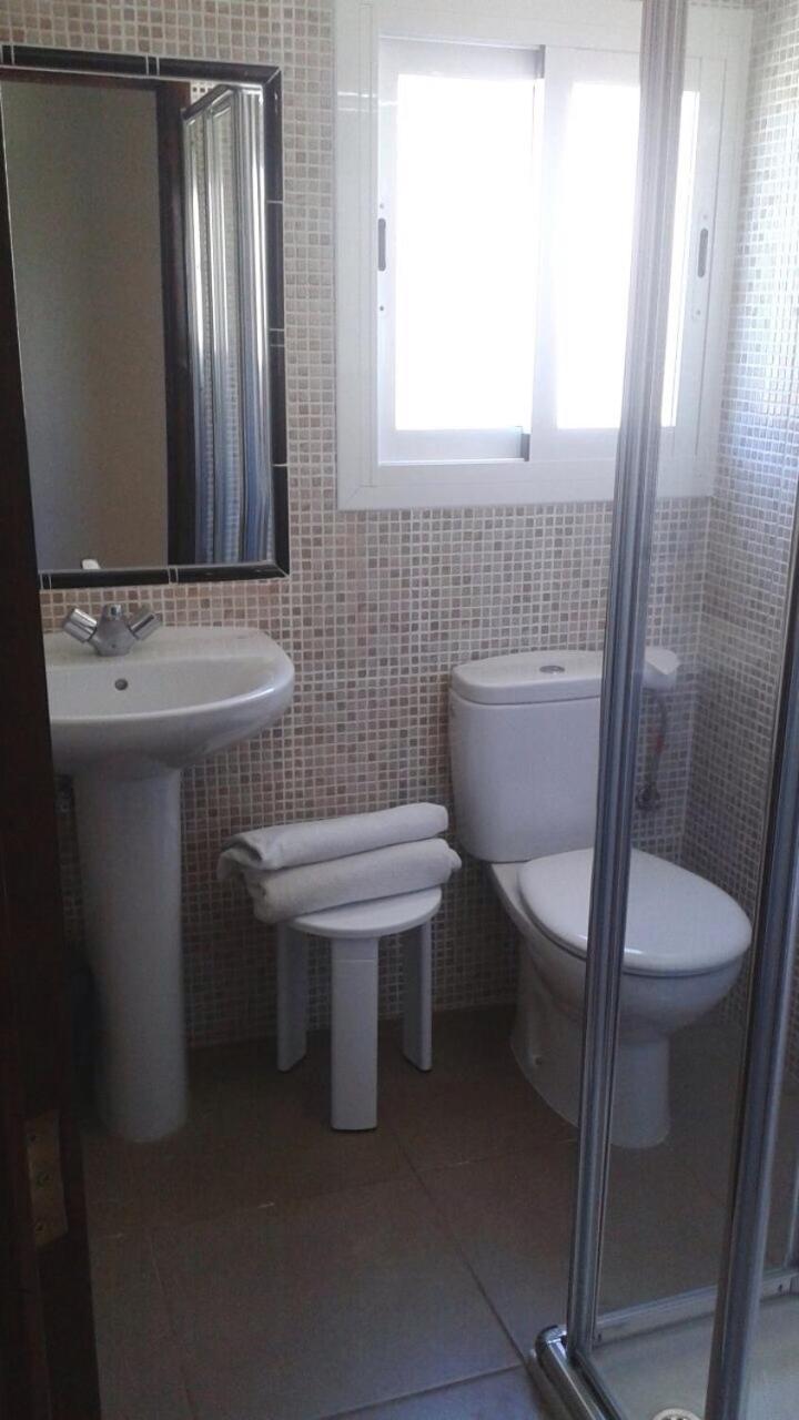 Double or Twin Room with Terrace no Air-Conditioning photo 2