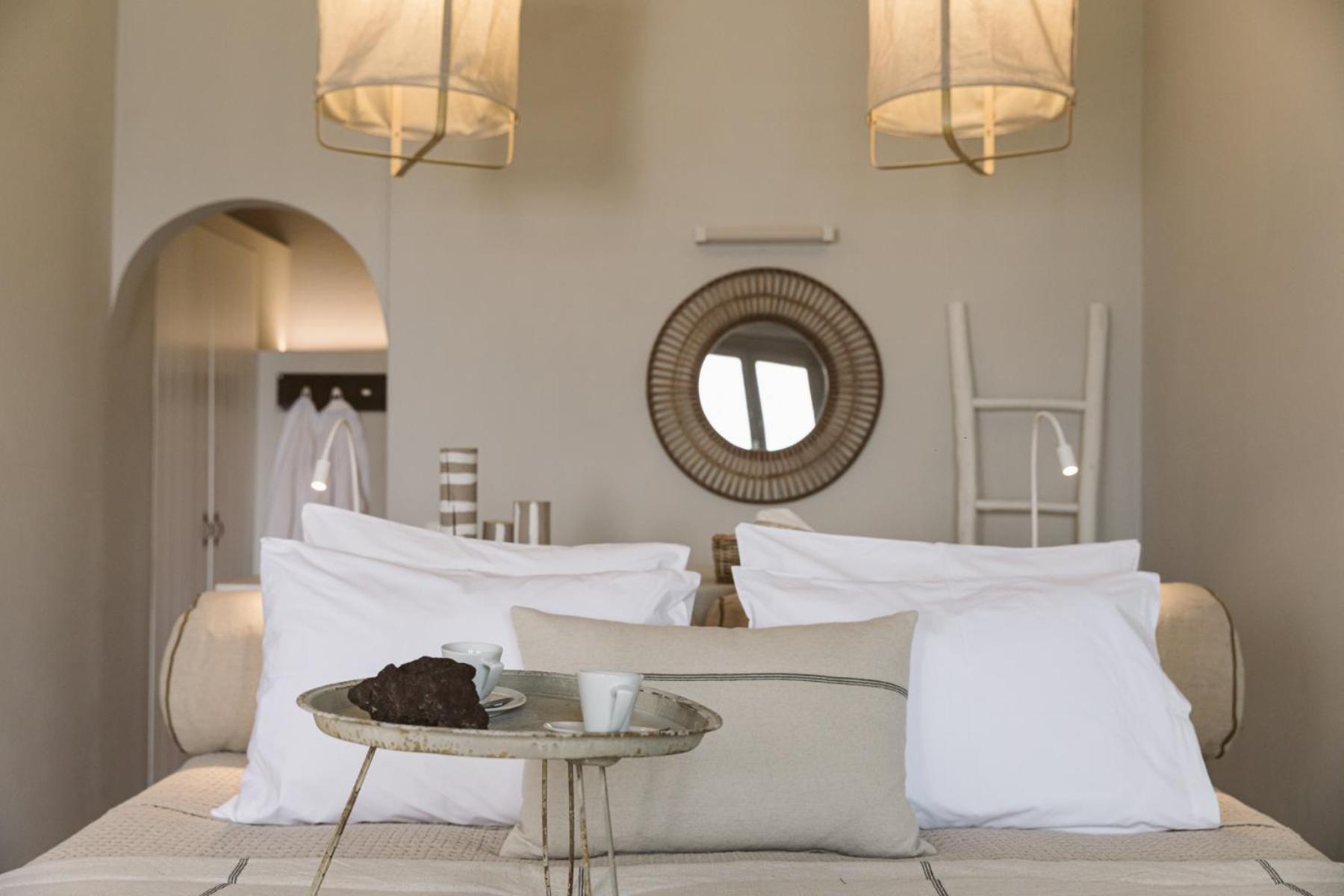 Jacuzzi Suite with Volcano View - Photo 42