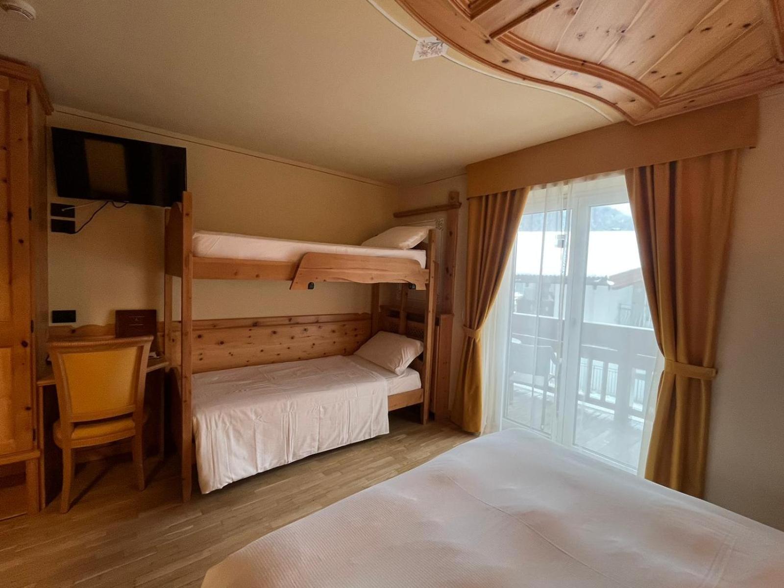 Standard Quadruple Room photo 3