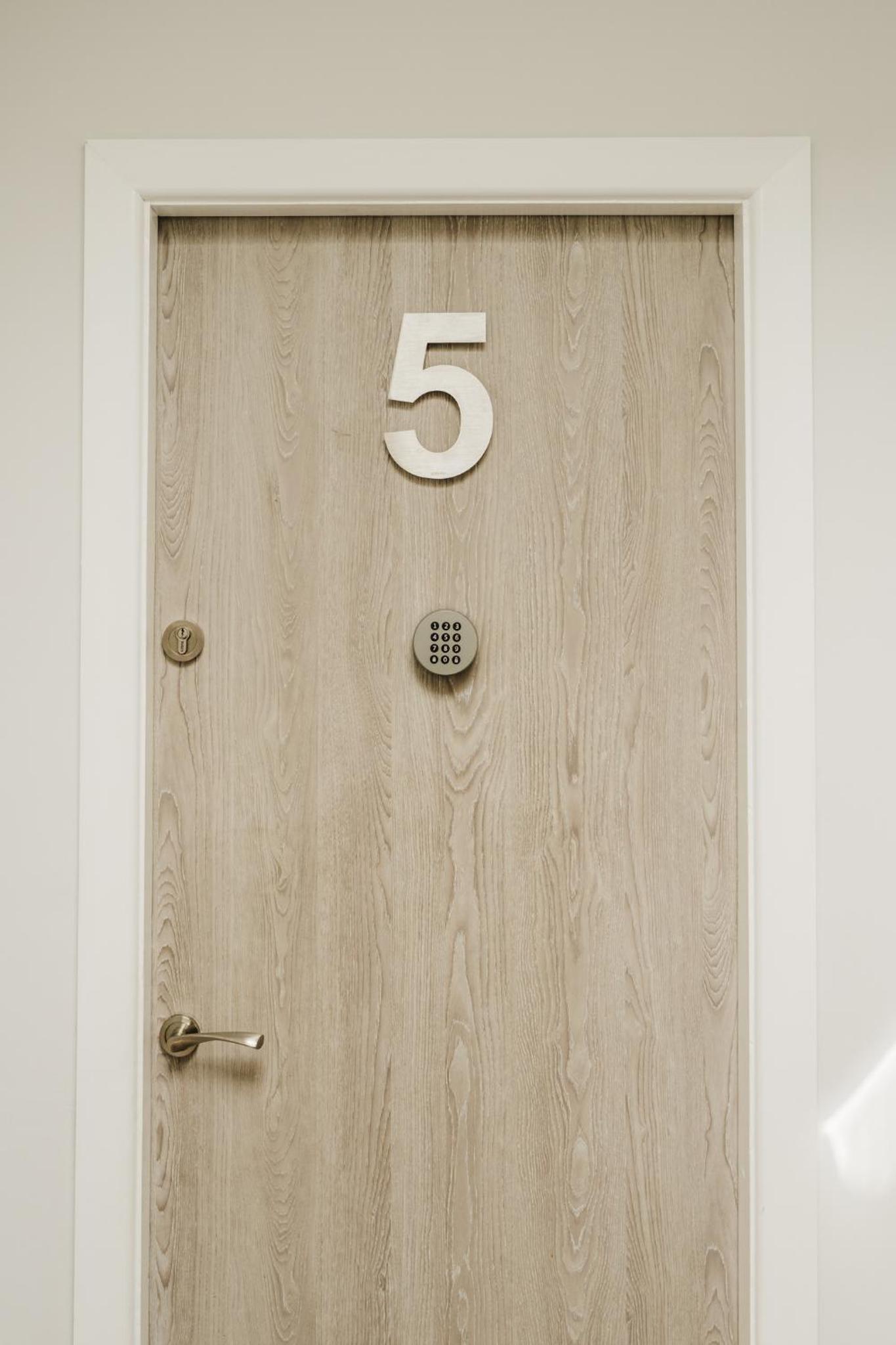 Apartment - Photo 32