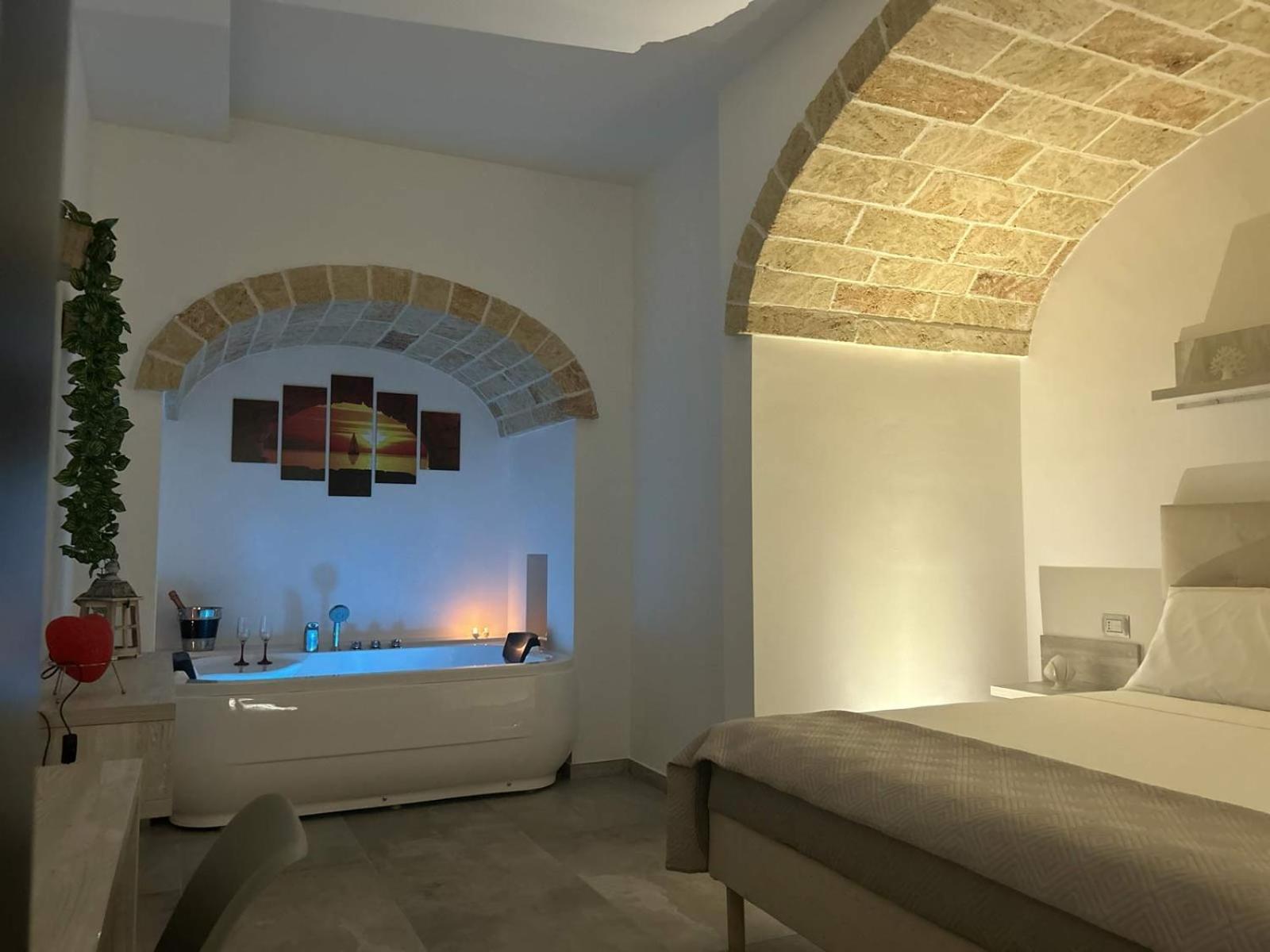 Deluxe Double Room with Bath