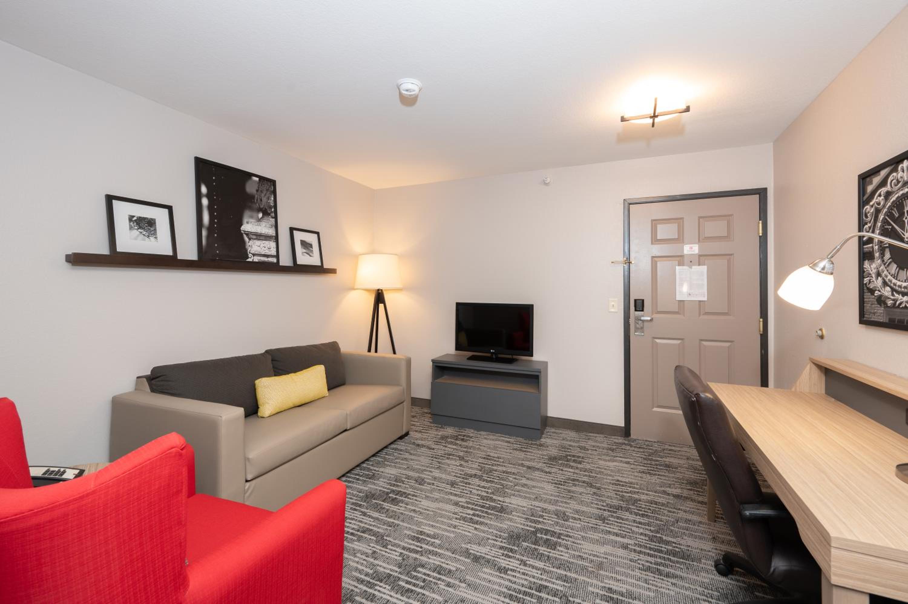 One-Bedroom King Suite with Sofa Bed - Photo 1