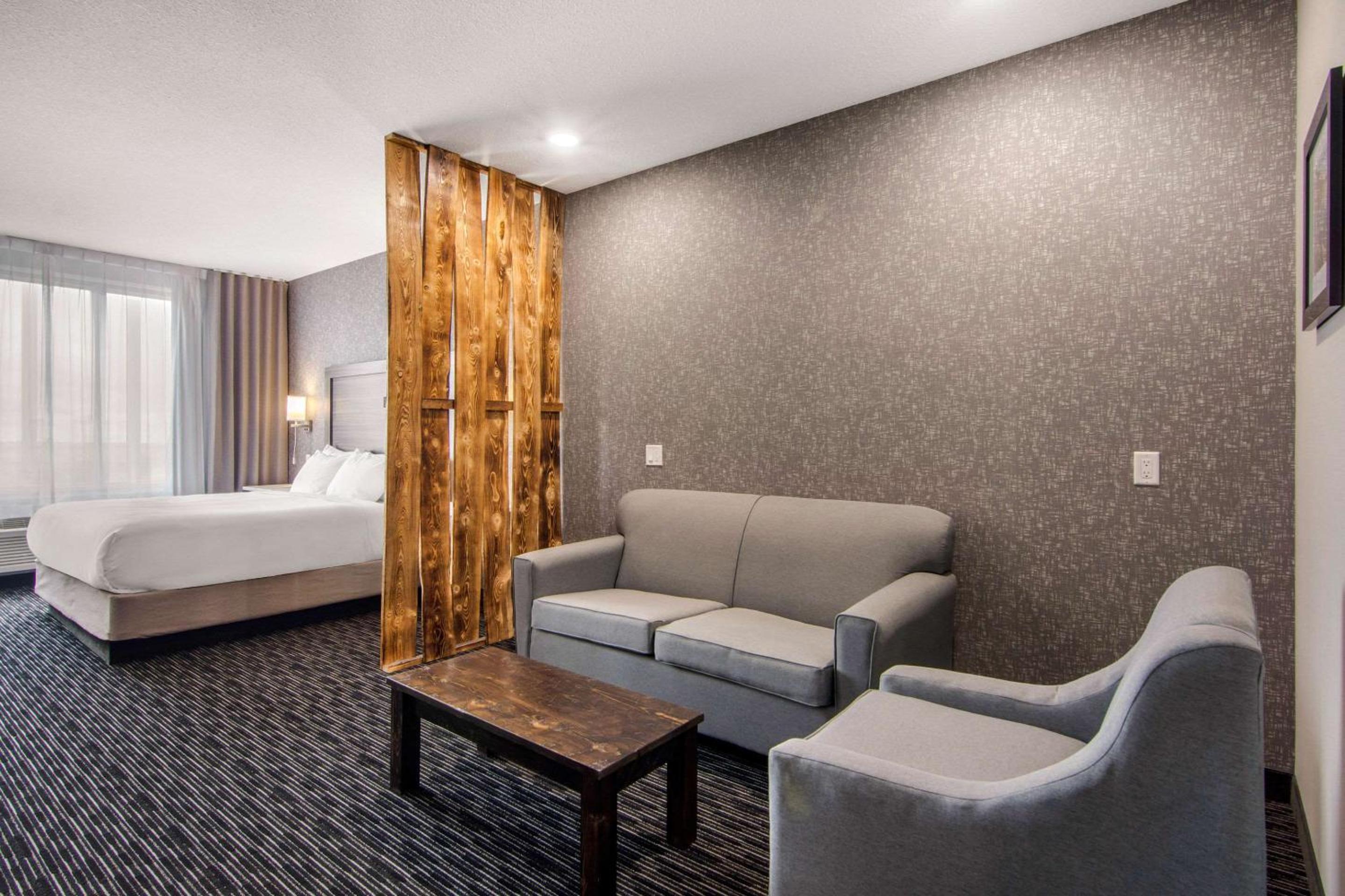 Executive King Suite photo 3