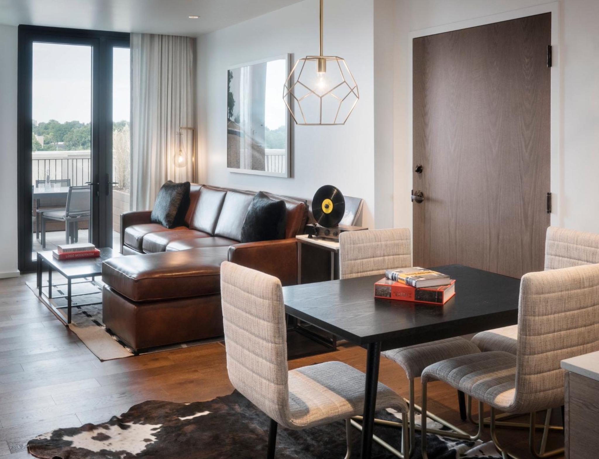 One-Bedroom Suite