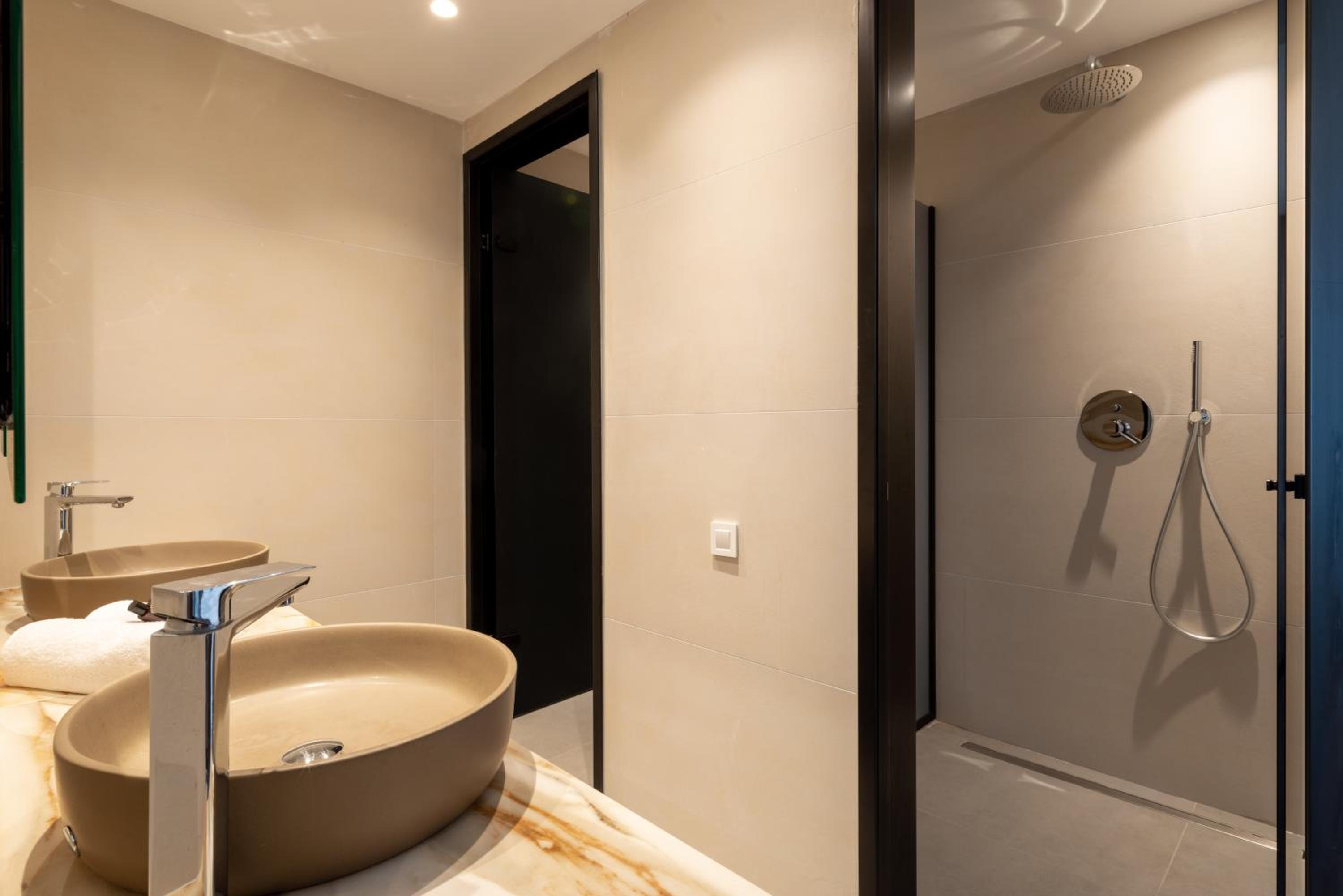 Junior Suite - Photo 7