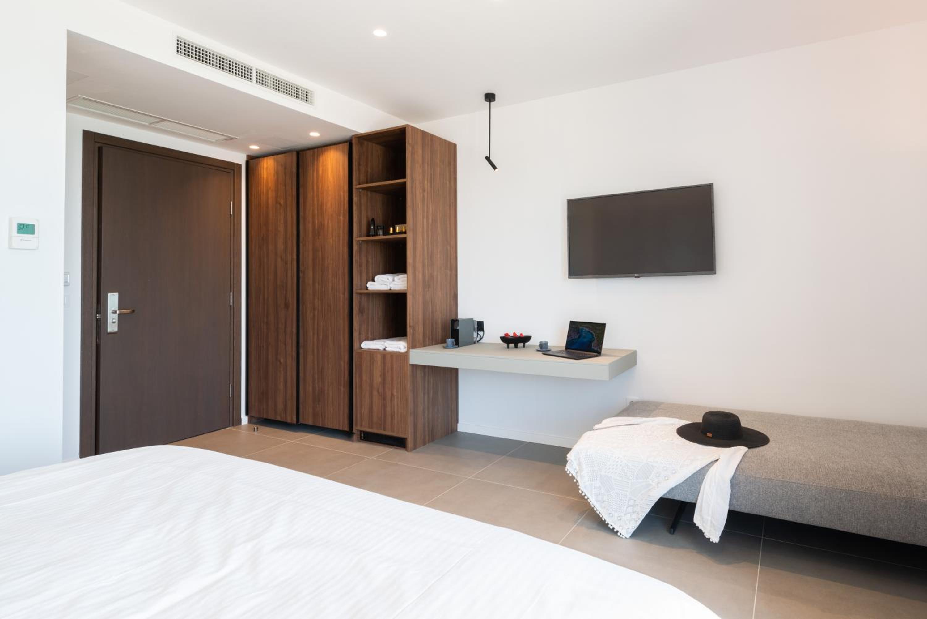 Junior Suite - Photo 9