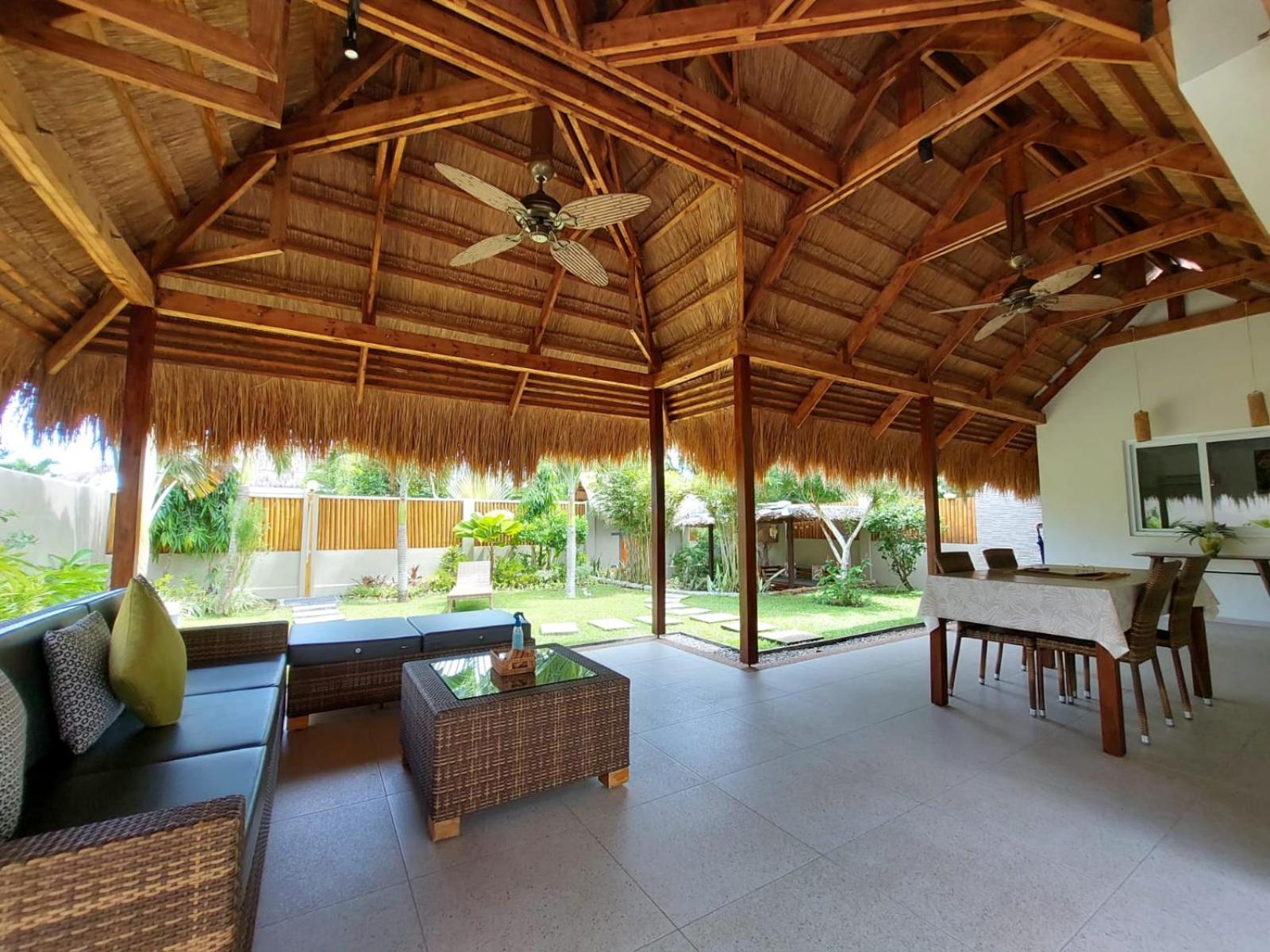 One-Bedroom Deluxe Villa - Photo 14