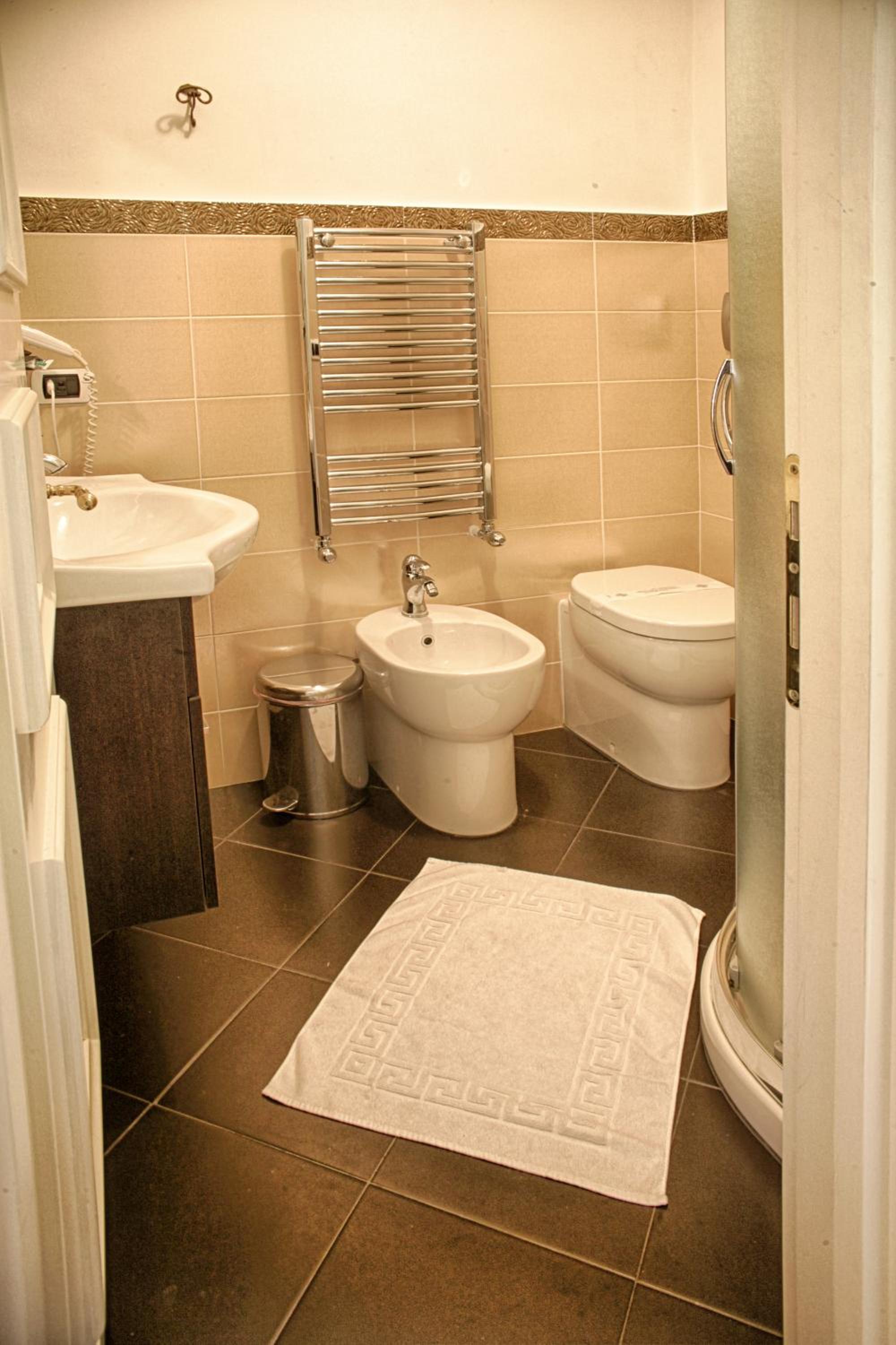 Quadruple Room photo 3